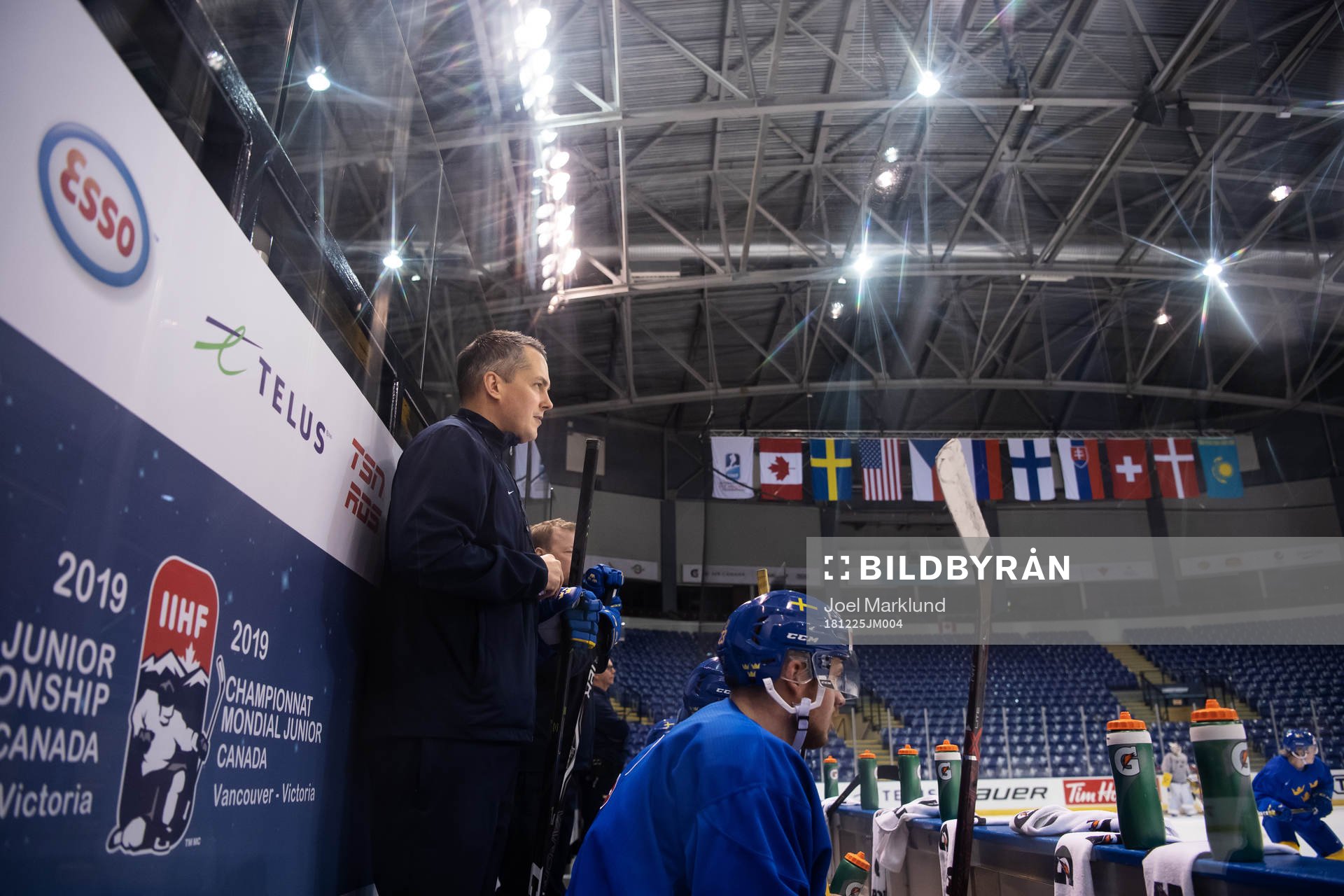 Head coach Tomas Montén
