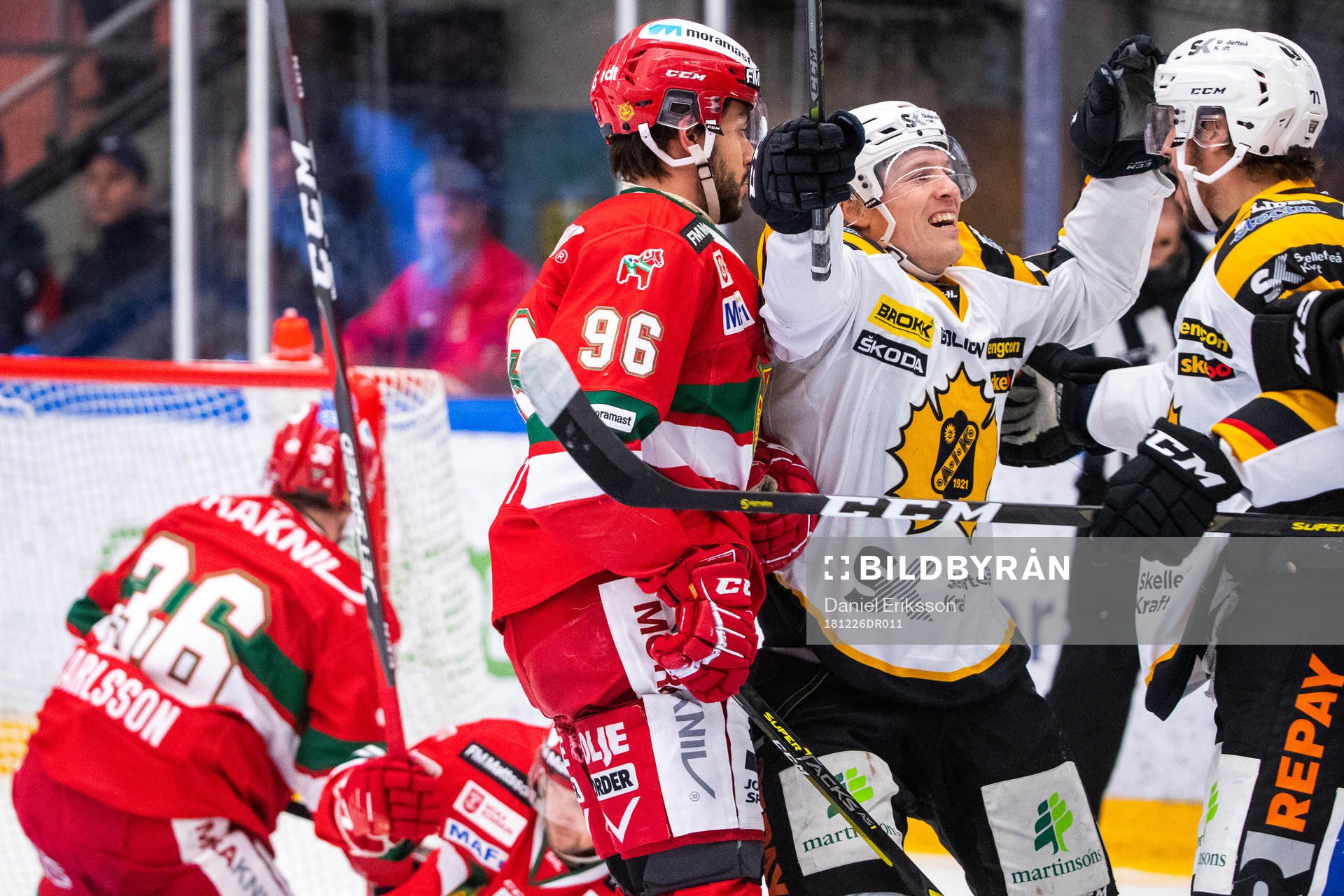 Skellefteås Mathis Olimb jublar