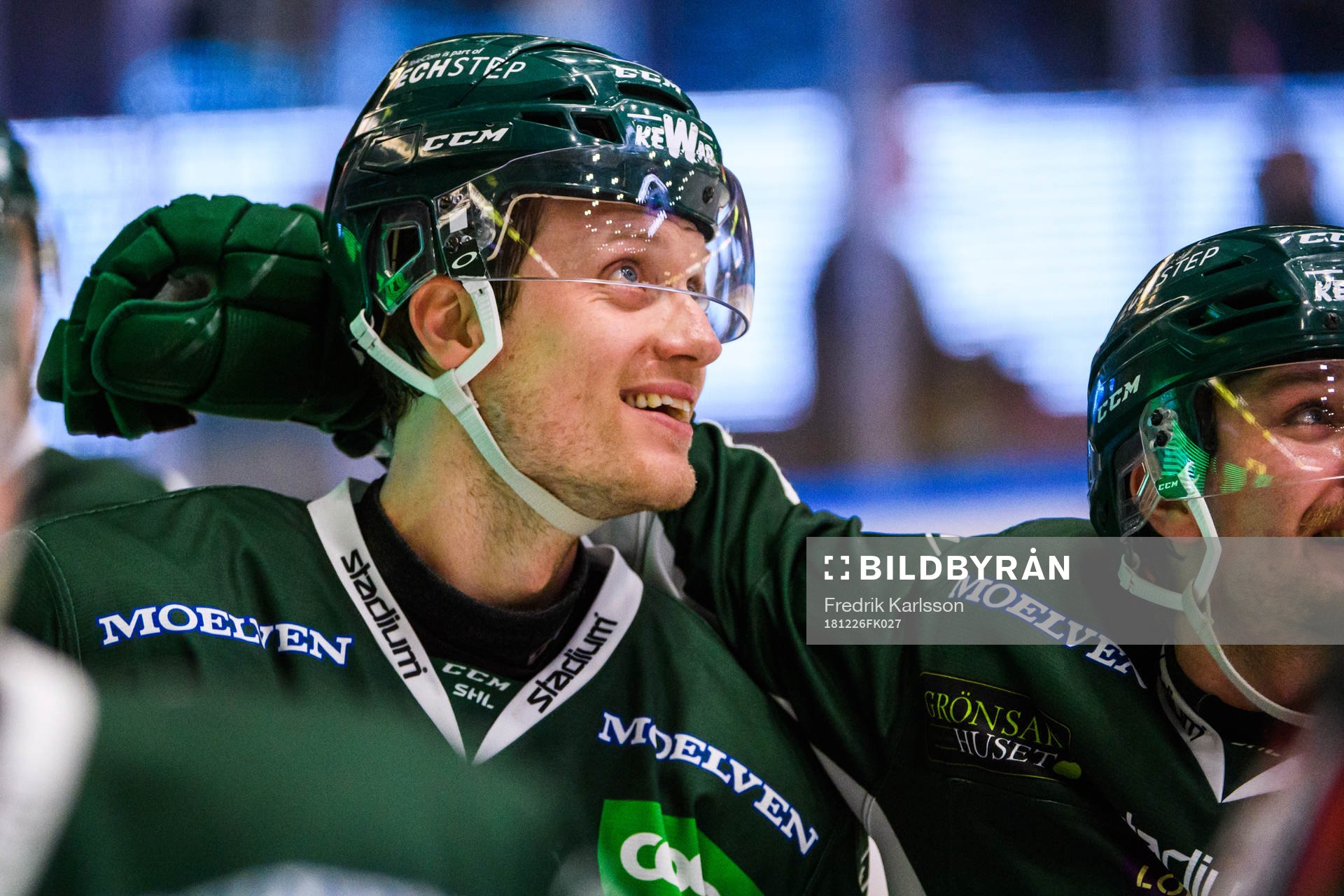 Färjestads Johan Ryno jublar