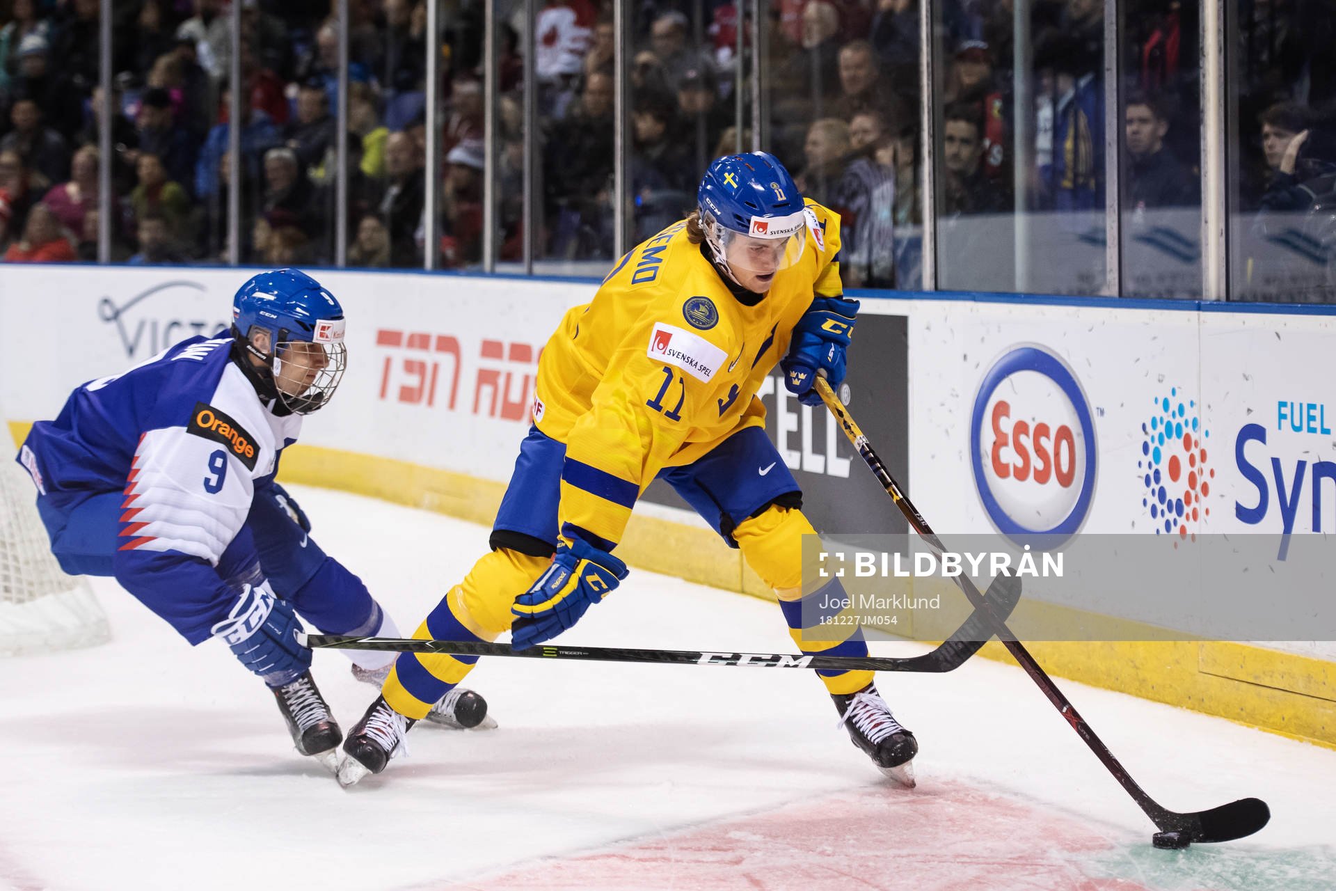 Andrej Golian of Slovakia and Samuel Fagemo of Sweden