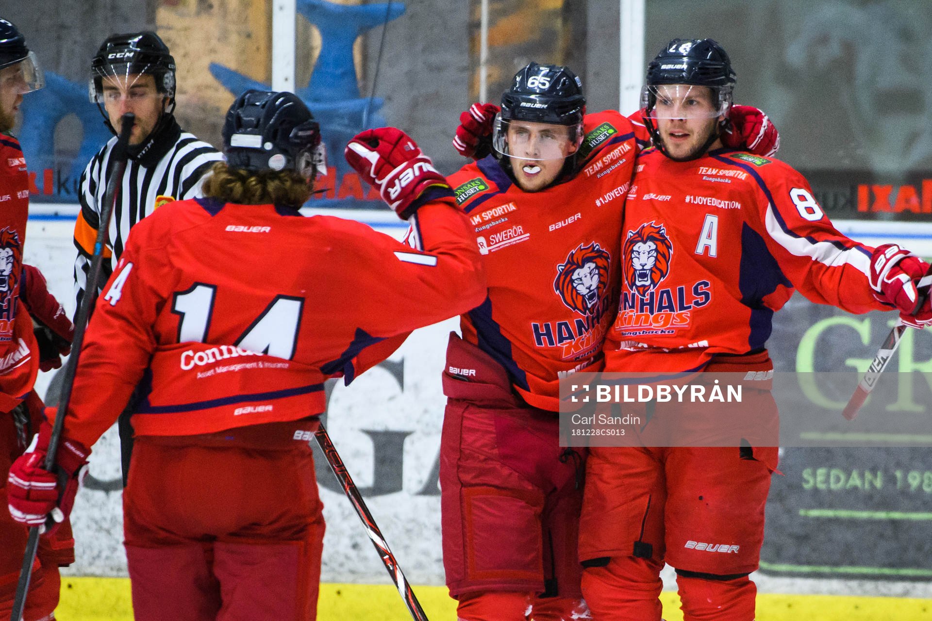 Hanhals David Stenbacka och Ludvig Rantanen jublar