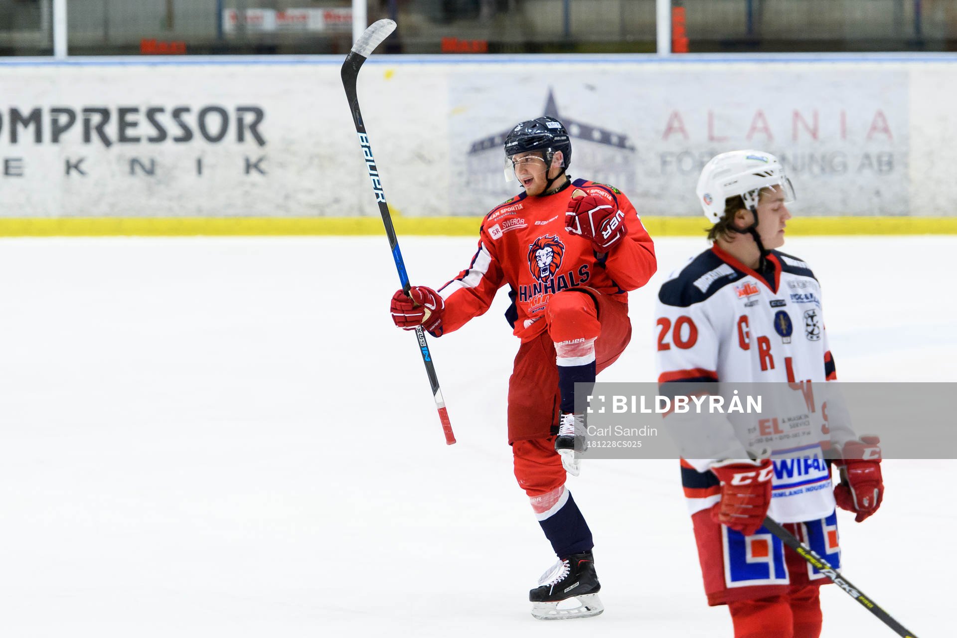 Hanhals Mattias Elfström jublar