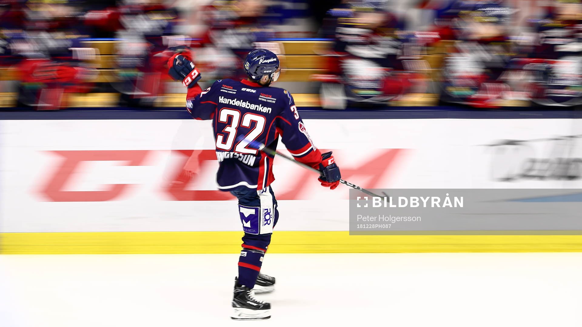 Linköpings Lukas Bengtsson jublar