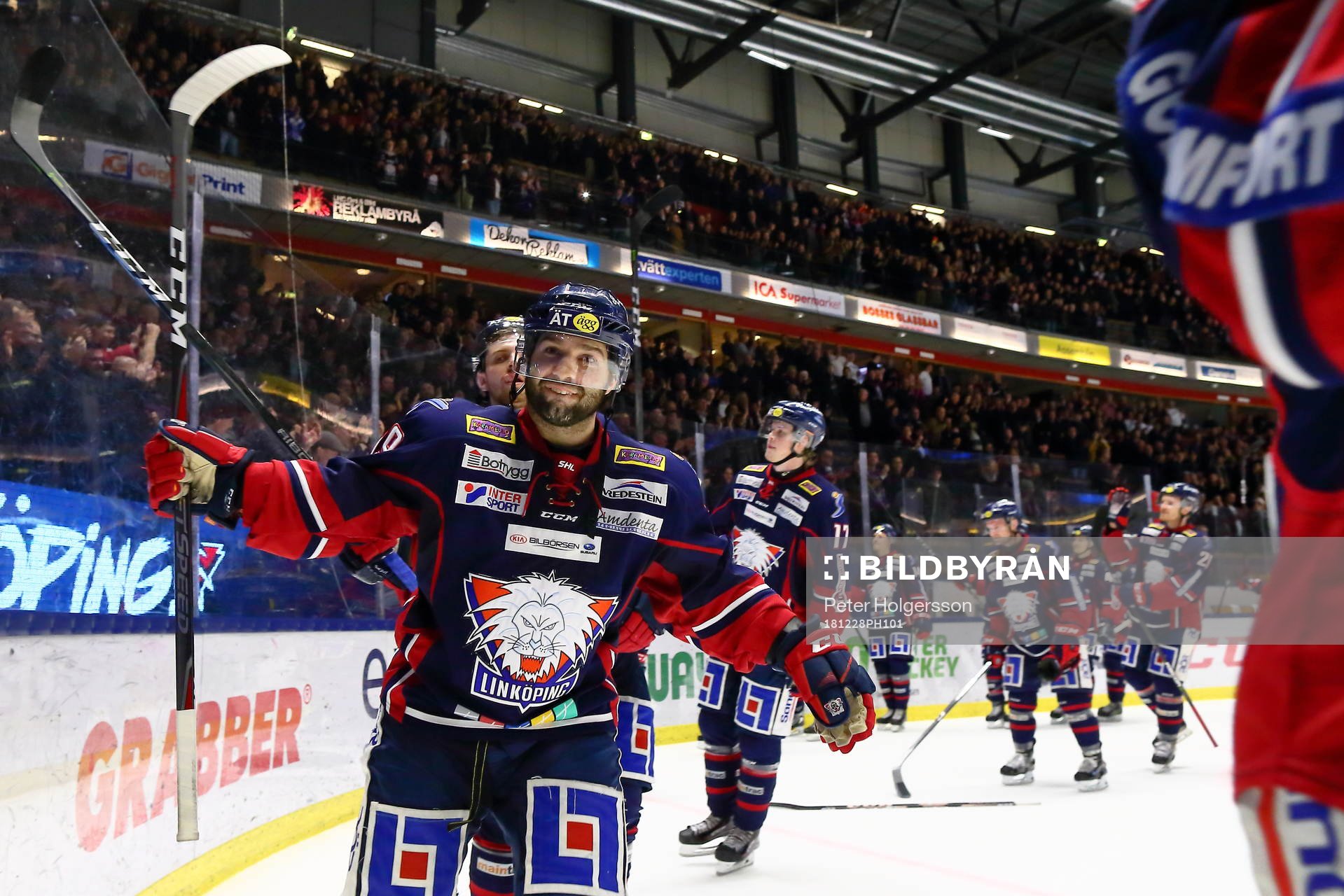 Linköpings Joe Whitney jublar