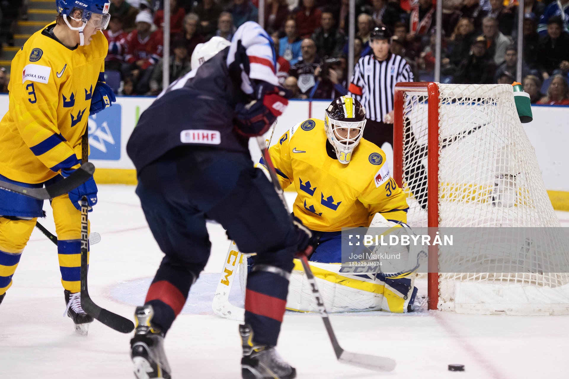 Goaltender Samuel Ersson of Sweden