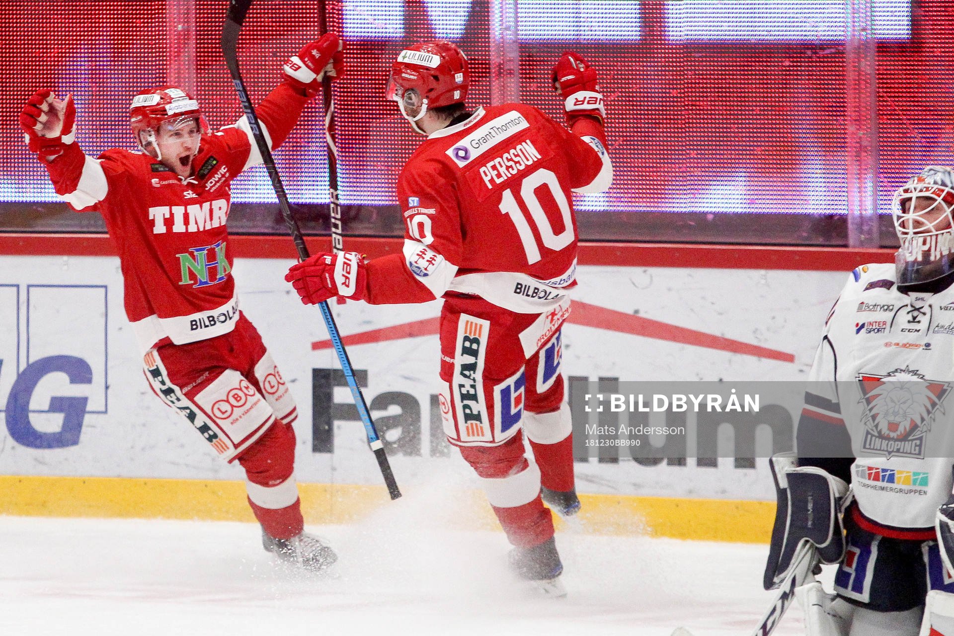 Timrås Johan Persson jublar