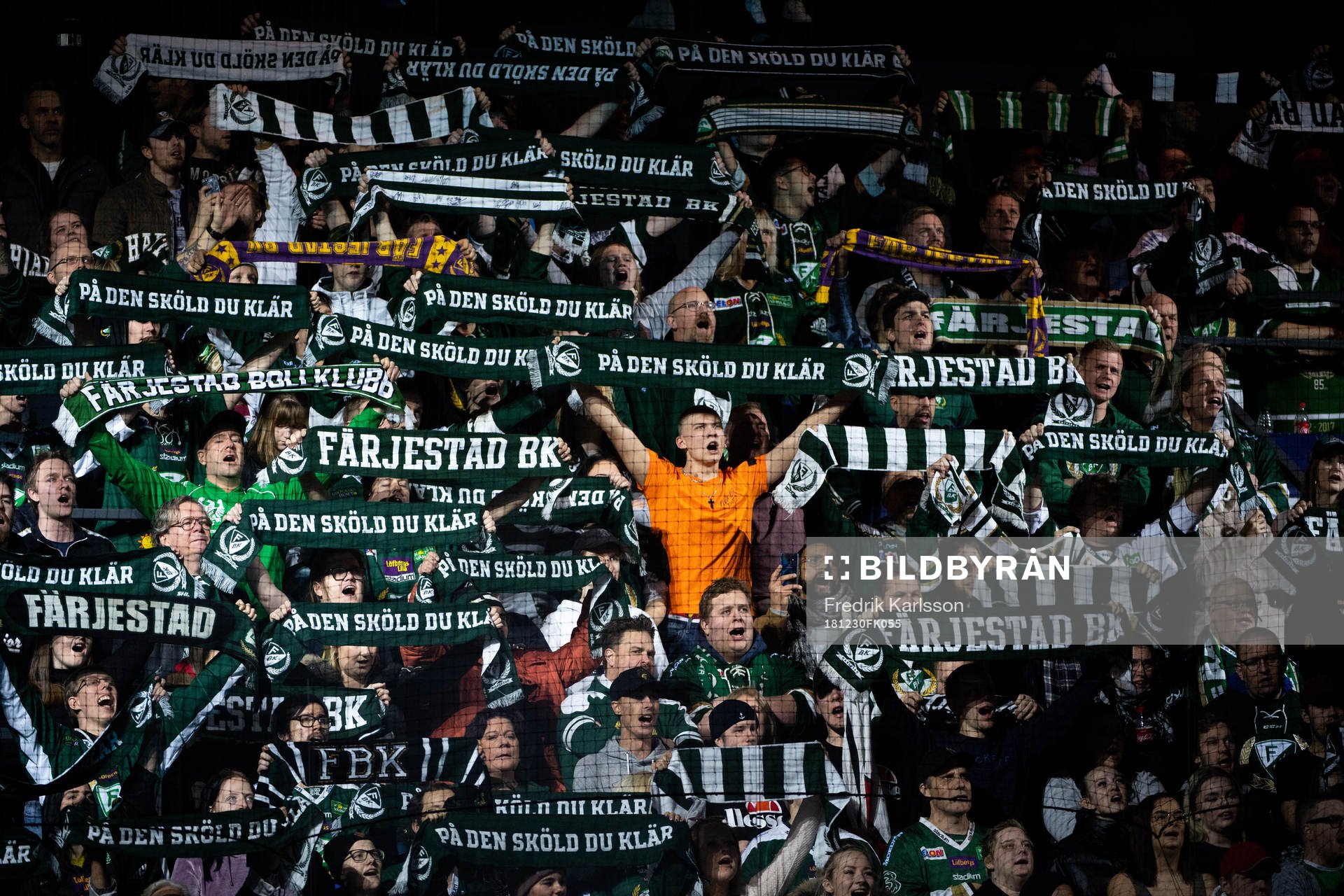 Färjestads supportrar jublar