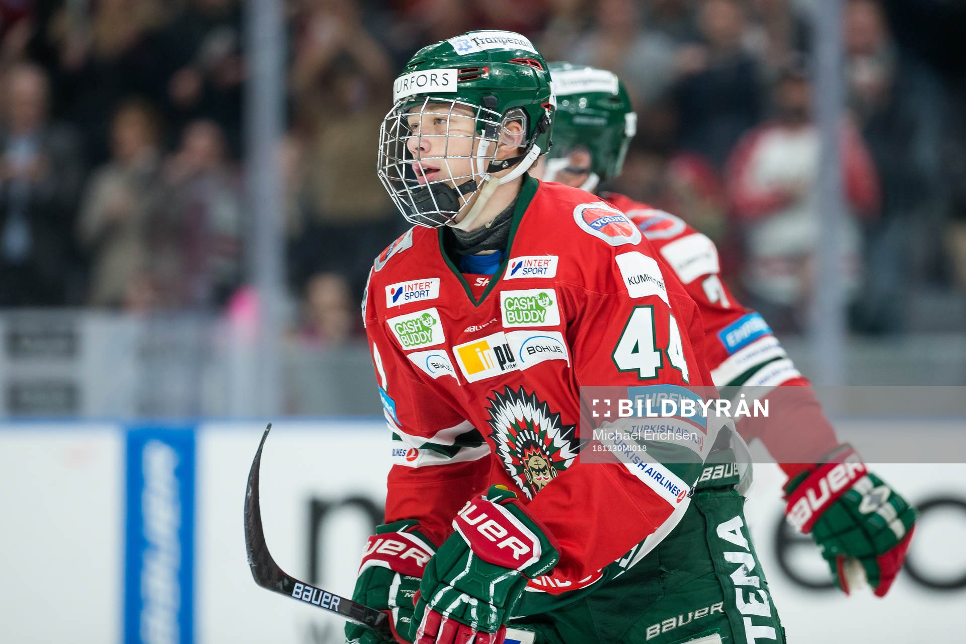 Frölundas Lucas Raymond  jublar