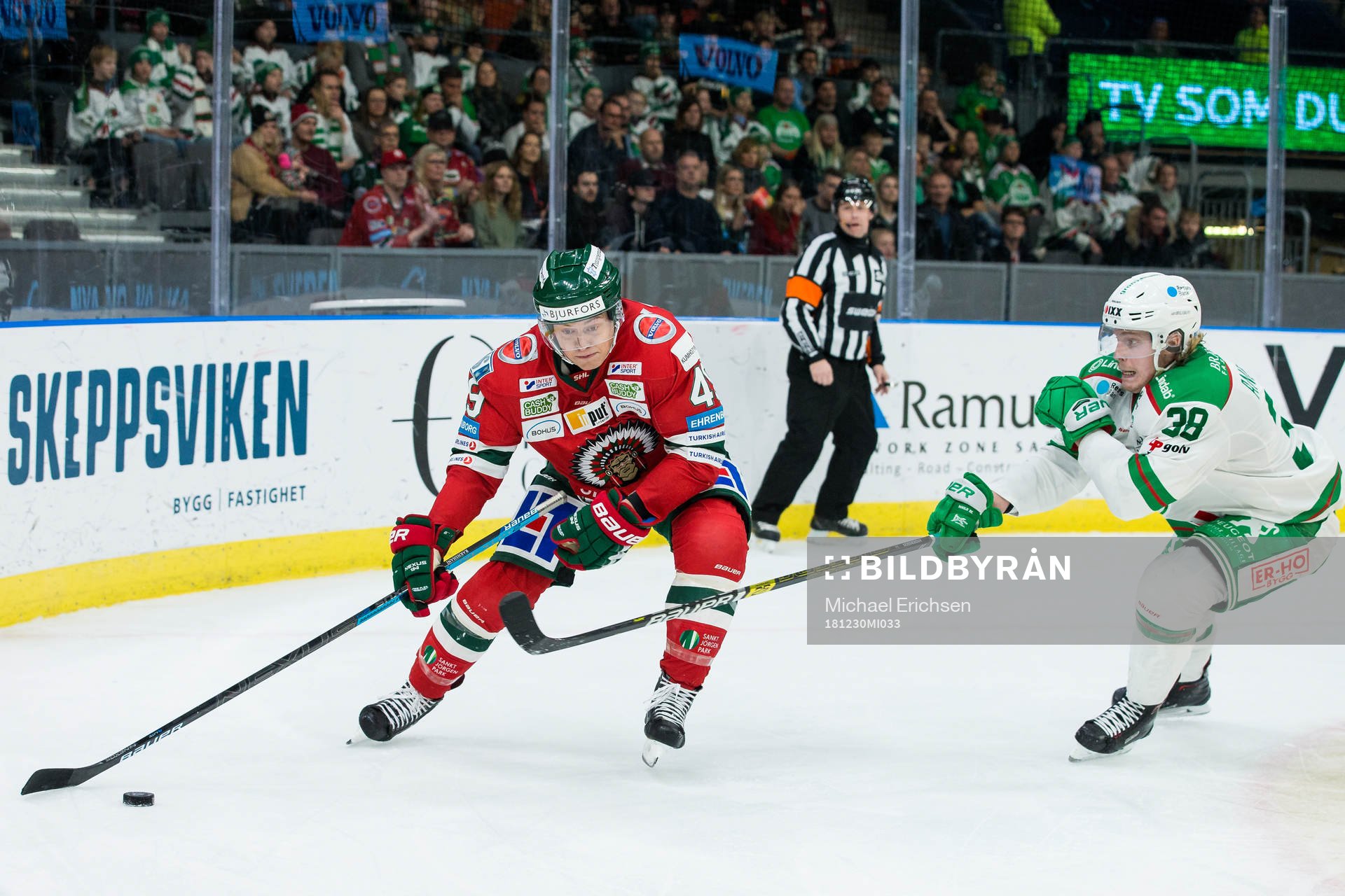 Frölundas Rhett Rakhshani och Rögles Erik Andersson