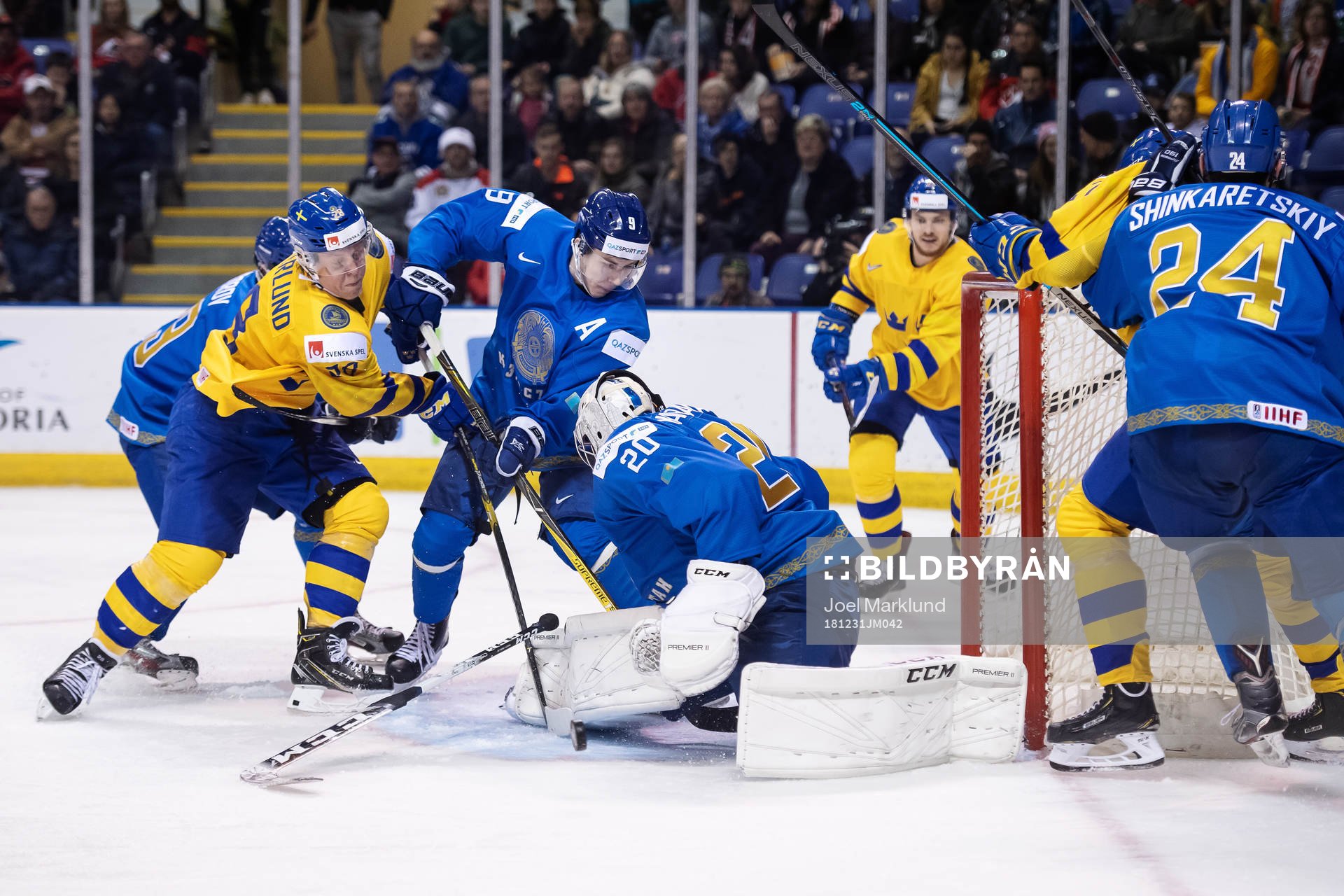 Fabian Zetterlund of Sweden in action against Valeri