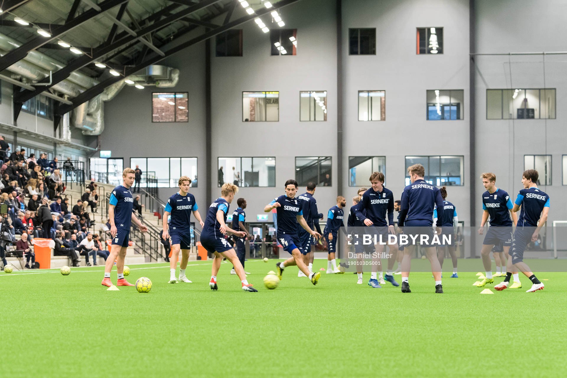 Laget kör övningar