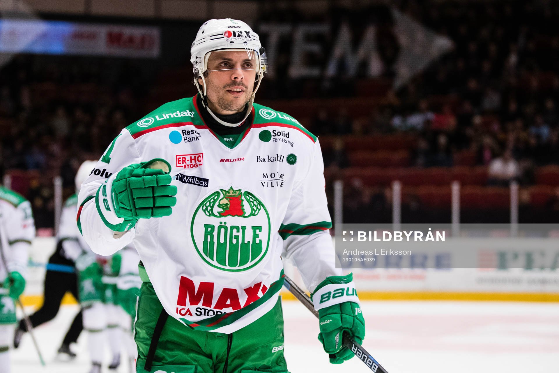 Rögles Daniel Widing jublar