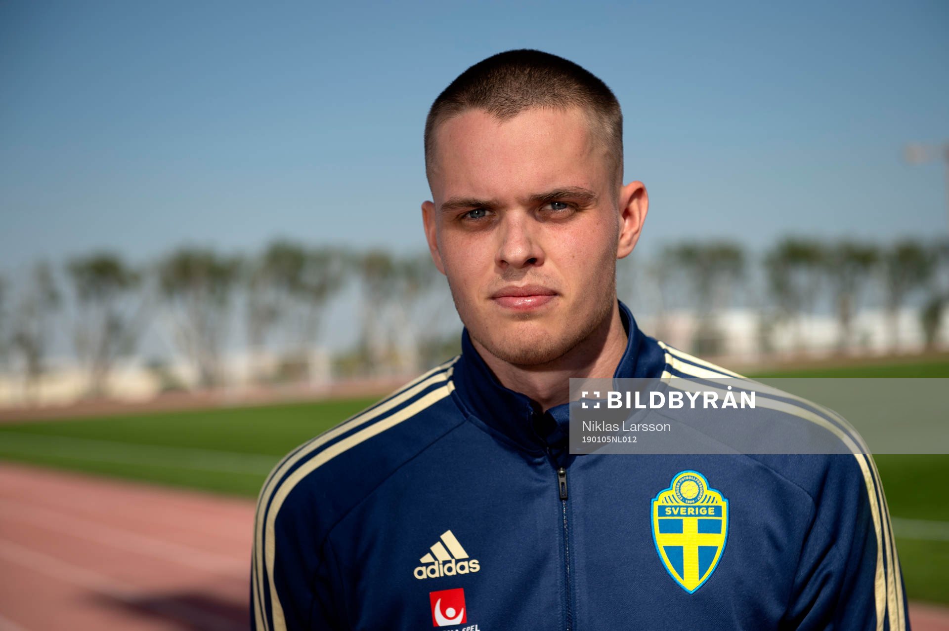Sweden's goalkeeper Oscar Linnér