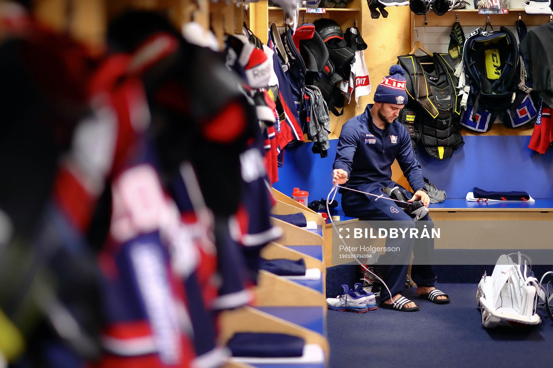 Linköpings Chad Billins före ishockeymatchen i SHL mellan