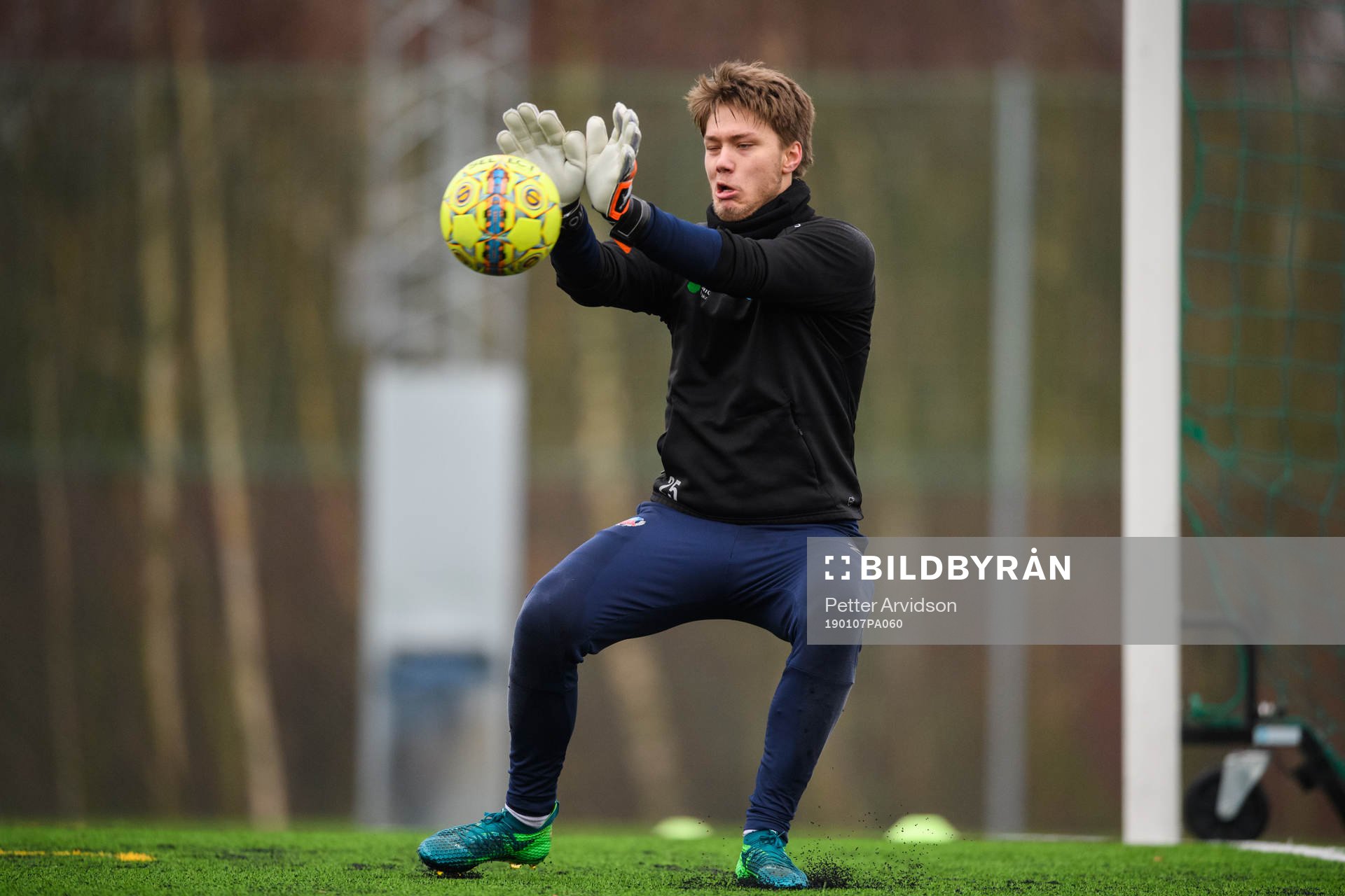 Målvakt Kalle Joelsson under en fotbollsträning med Helsingborg den 7 januari 2019 i Helsingborg.