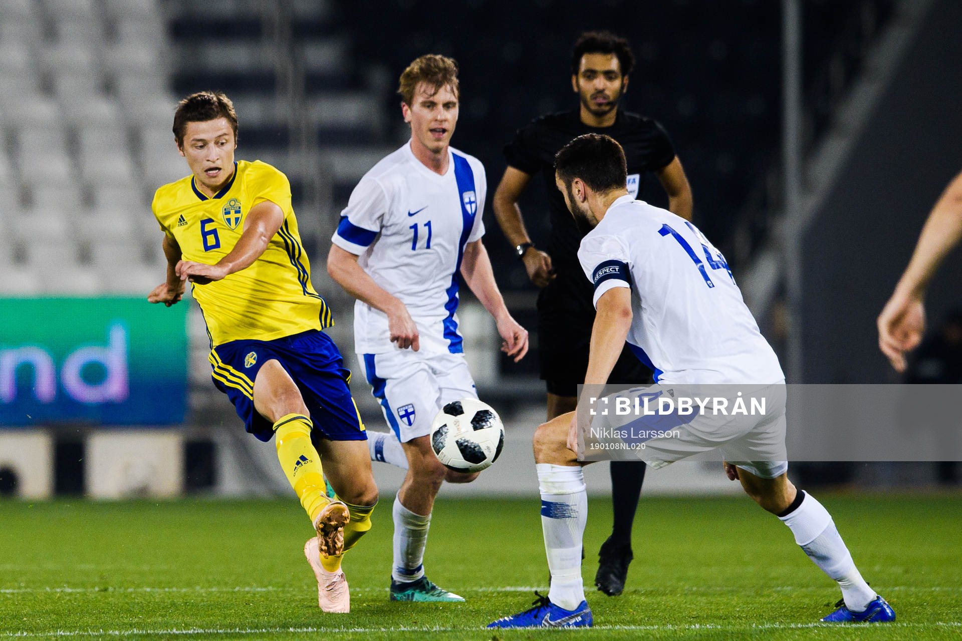 Simon Thern of Sweden
