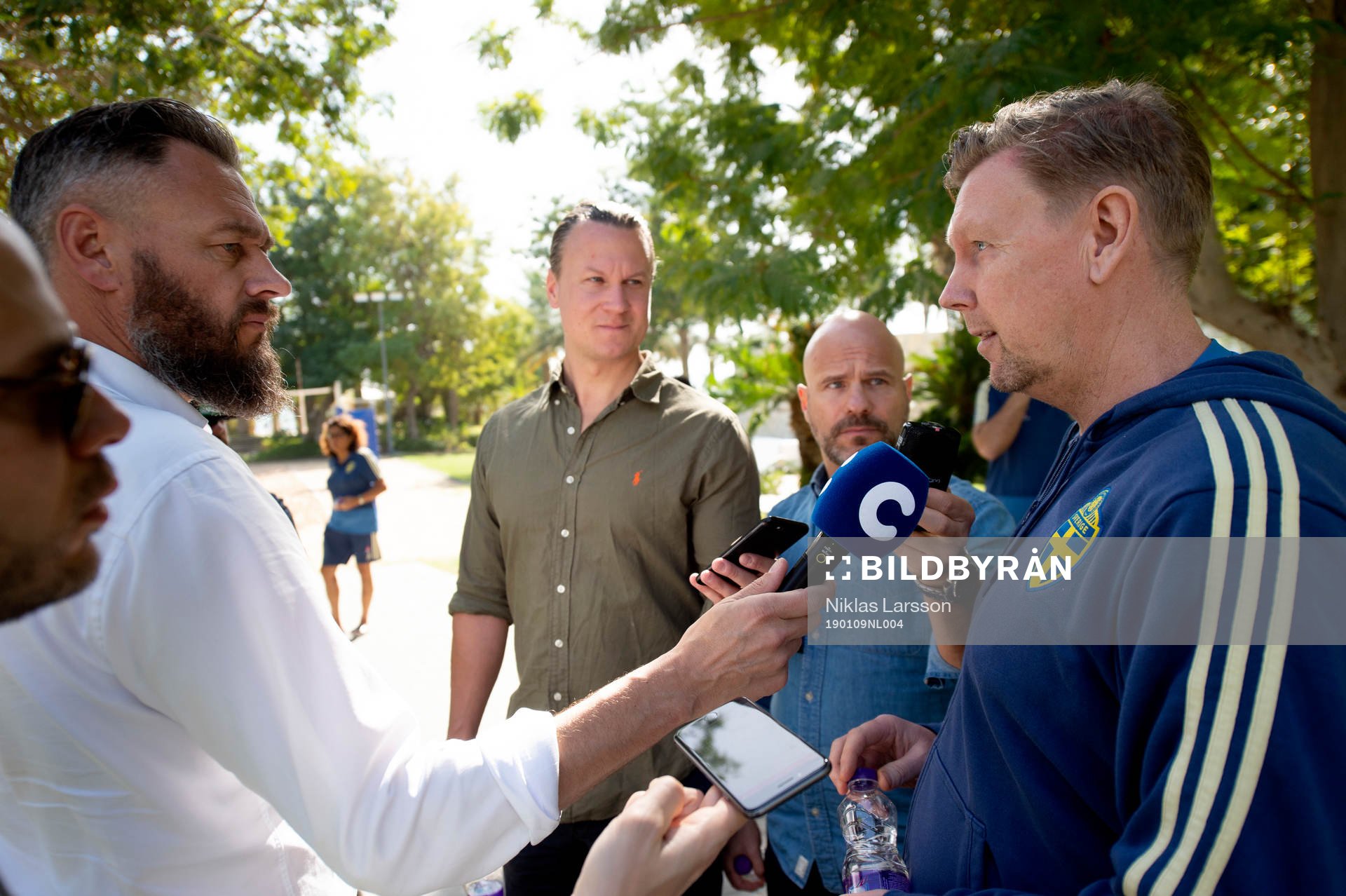 Swedish journalists interview Sweden's assistant coach