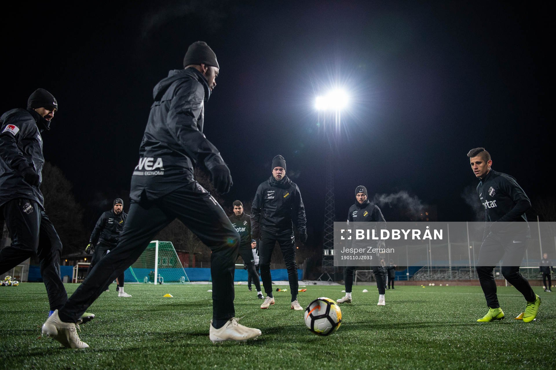 Heradi Rashidi (v), Daniel Sundgren (vm), Sebastian Larsson (hm) och Nicolas Stefanelli (h) under en träning med AIK den 10 januari 2019 i Stockholm.