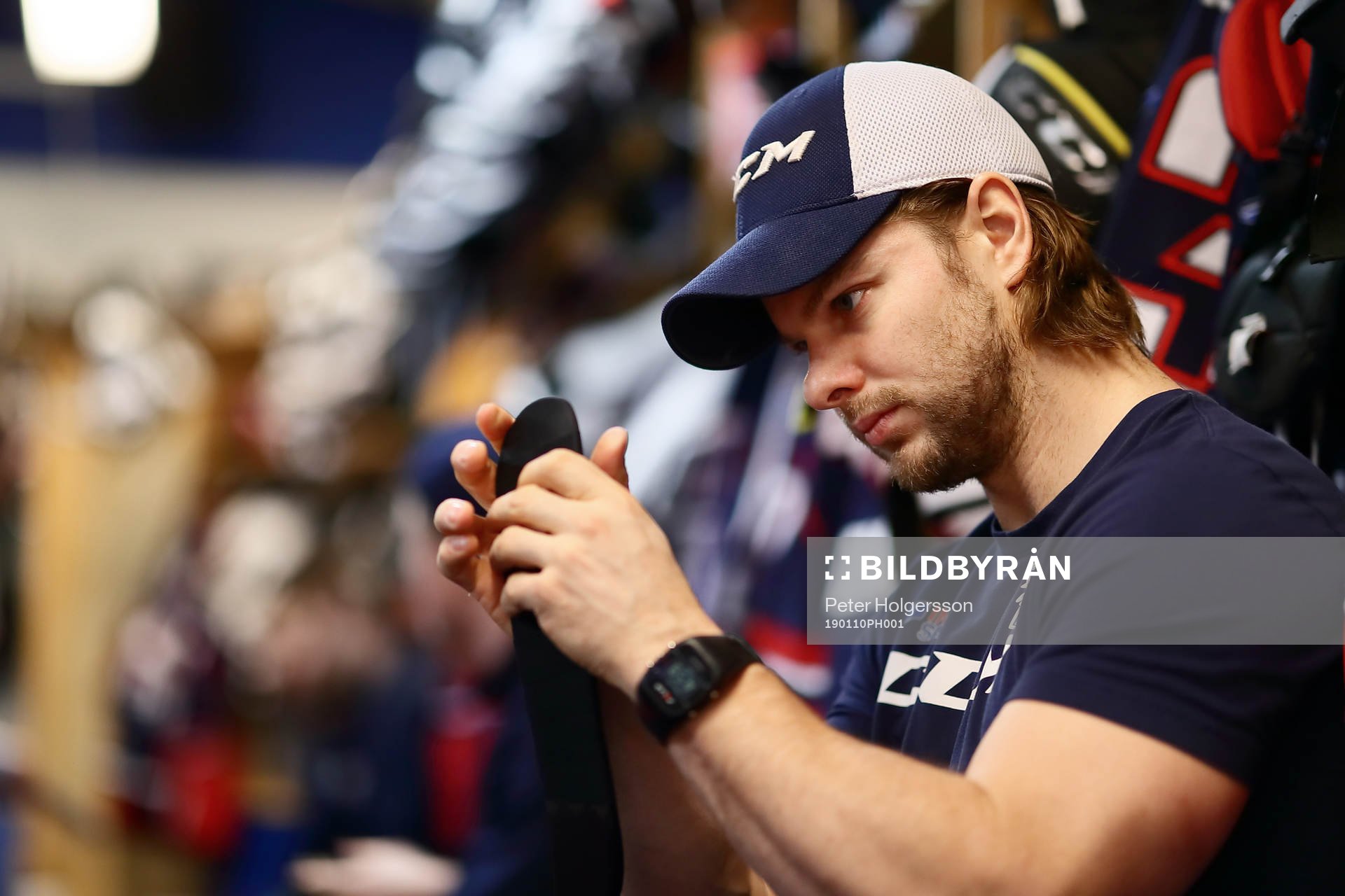 Linköpings Andrew Gordon före ishockeymatchen i SHL