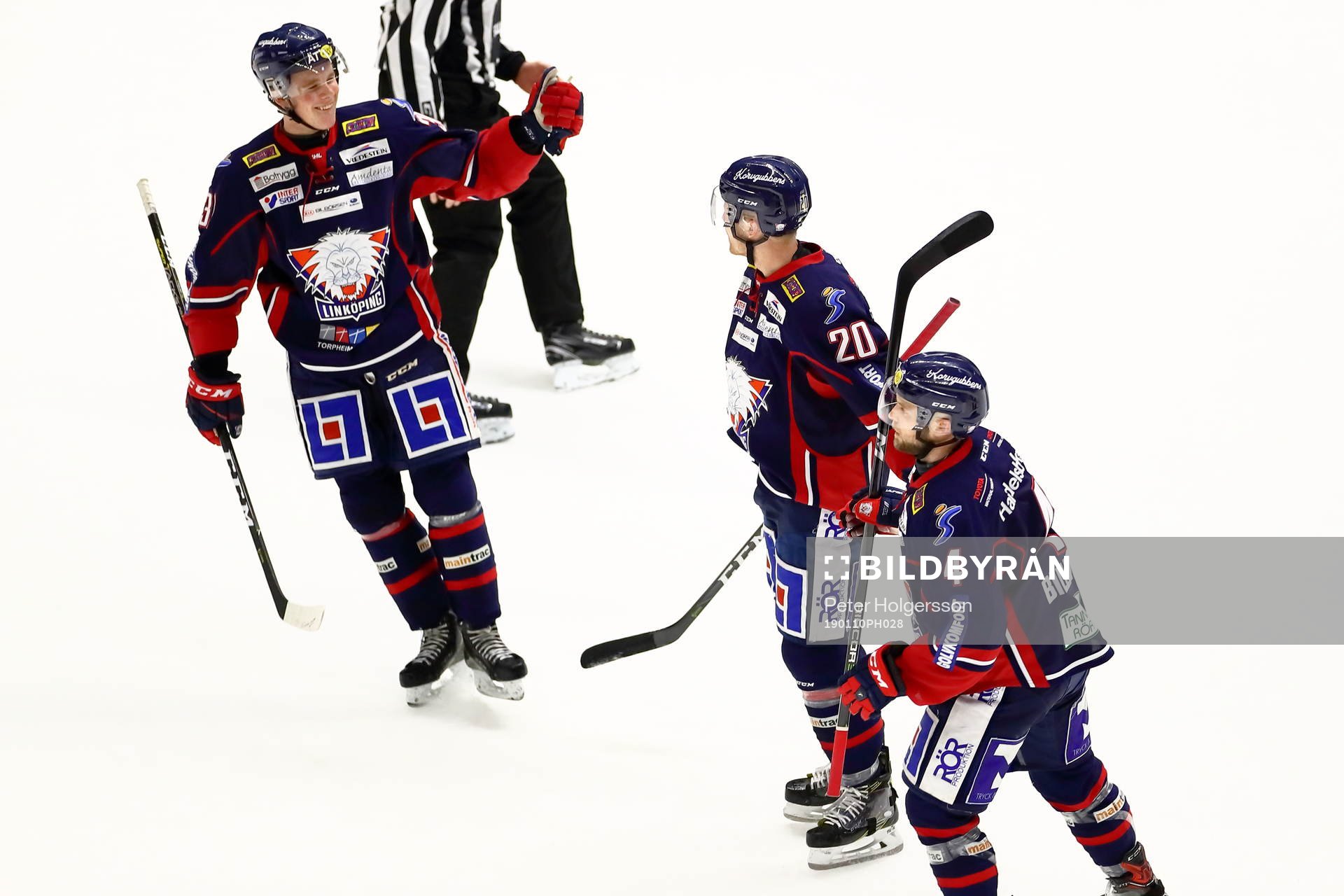 Linköpings Olle Lycksell och Nick Sörensen jublar