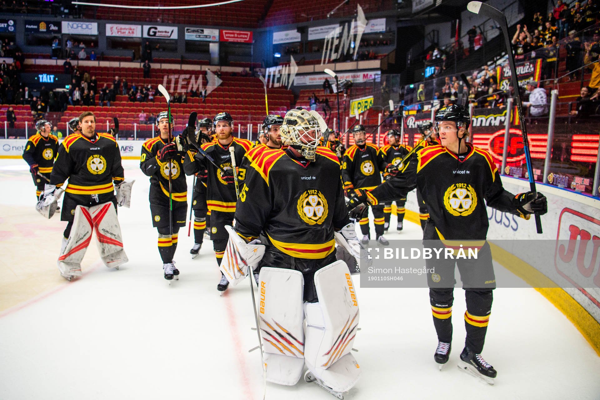 Brynäs spelare jublar