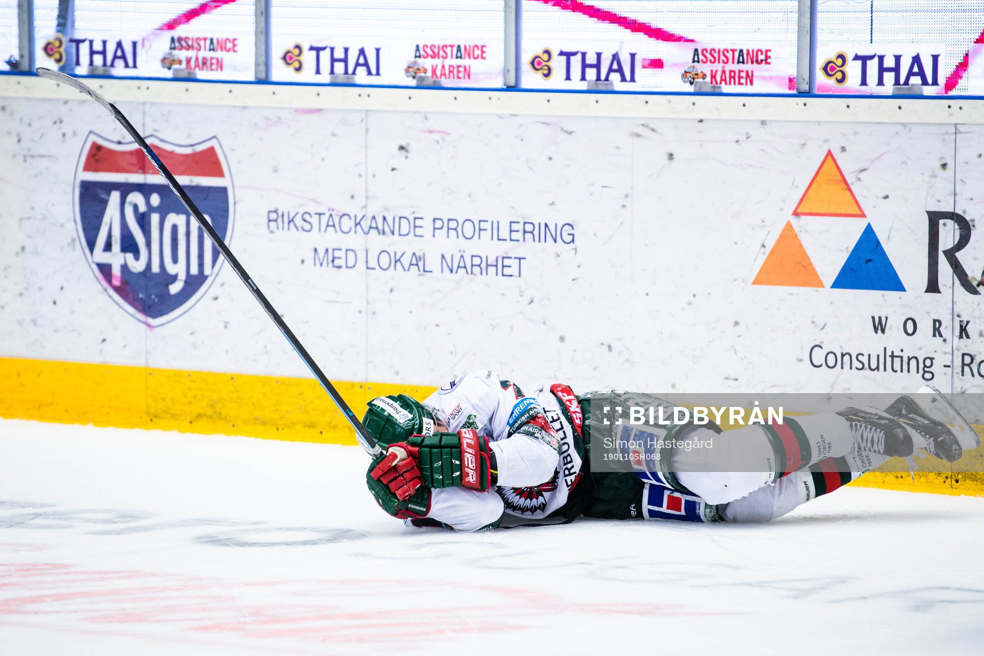 Frölunda Pathrik Westerholm har ont