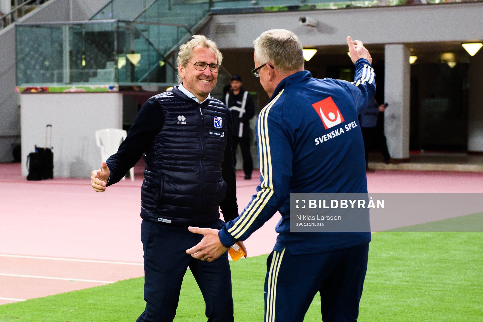 Head coach Erik Hamrén of Iceland and head coach Janne