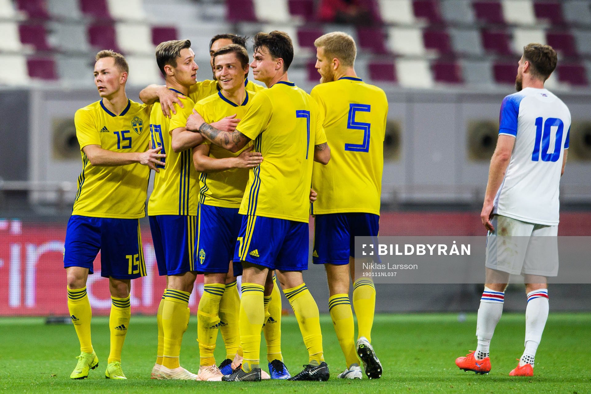 Simon Thern of Sweden celebrates with teammates
