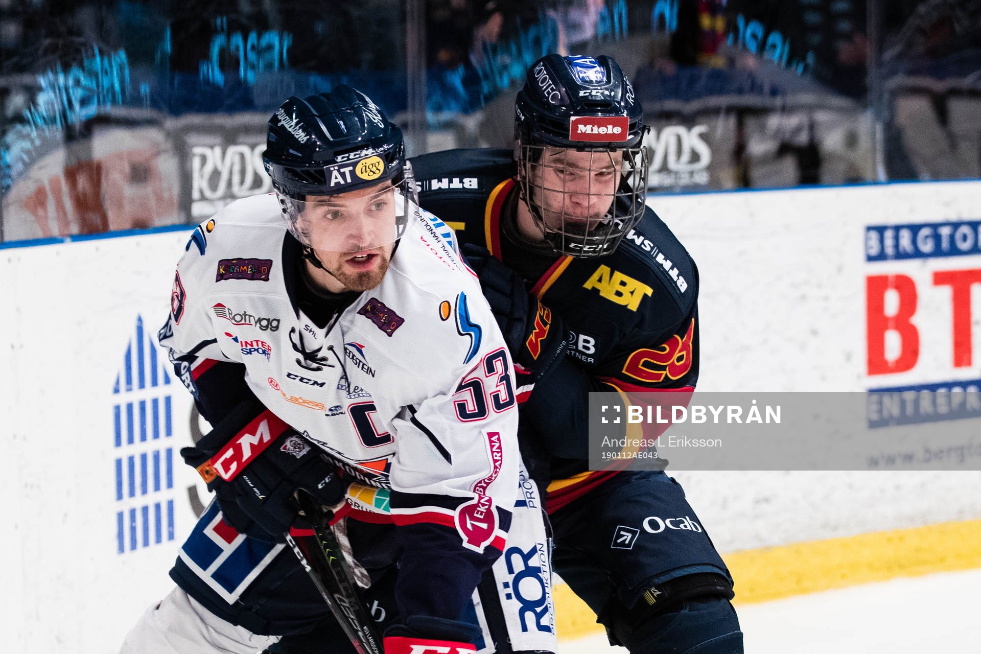 Linköpings Eddie Larsson och Djurgårdens Tobias Björnfot