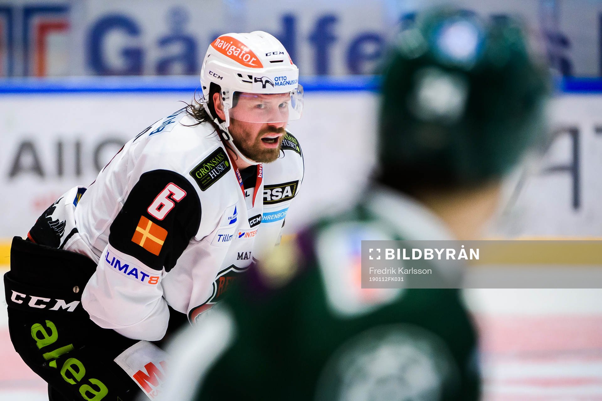Malmö Redhawks Stefan Warg har ont