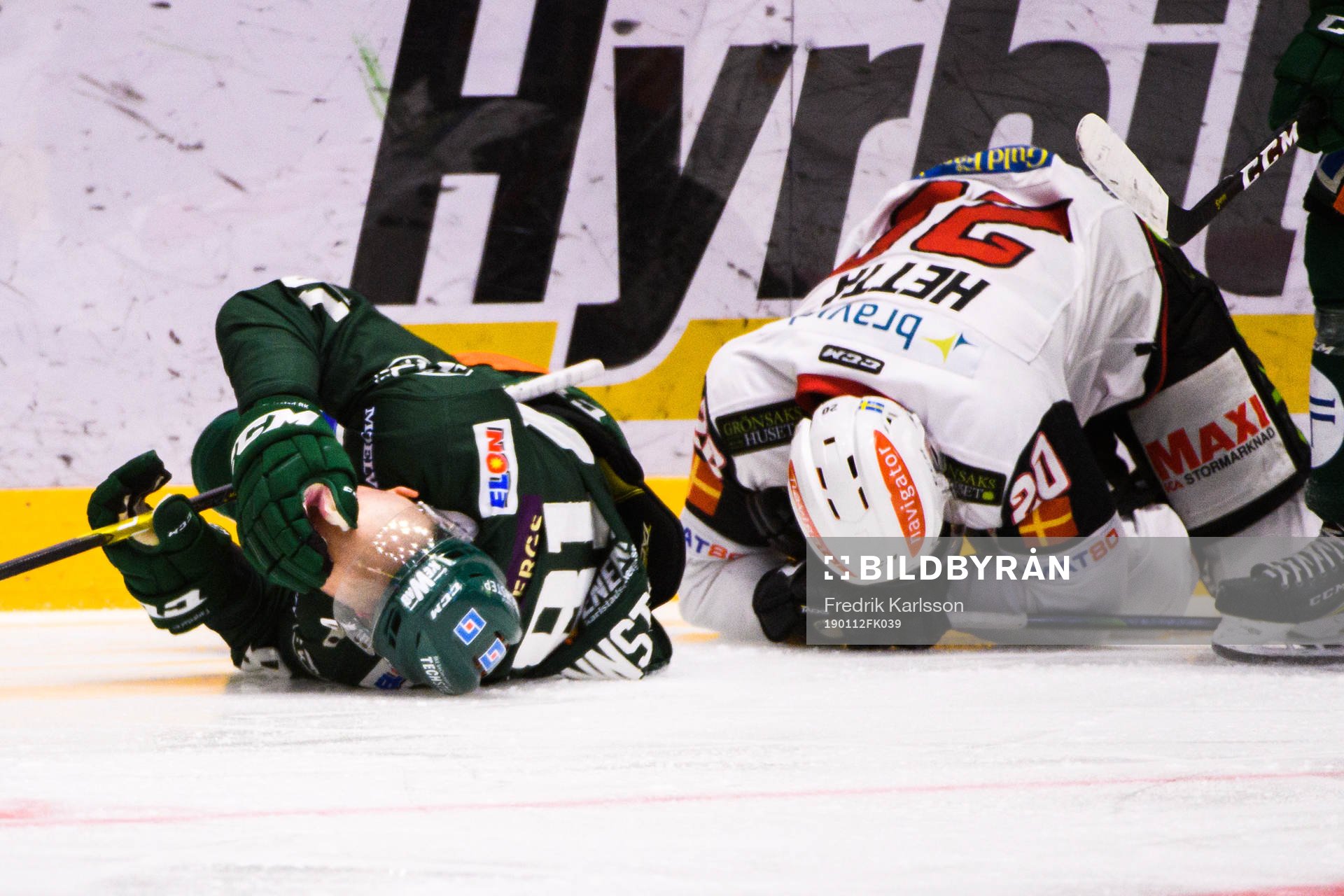 Färjestads Theodor Lennström har ont