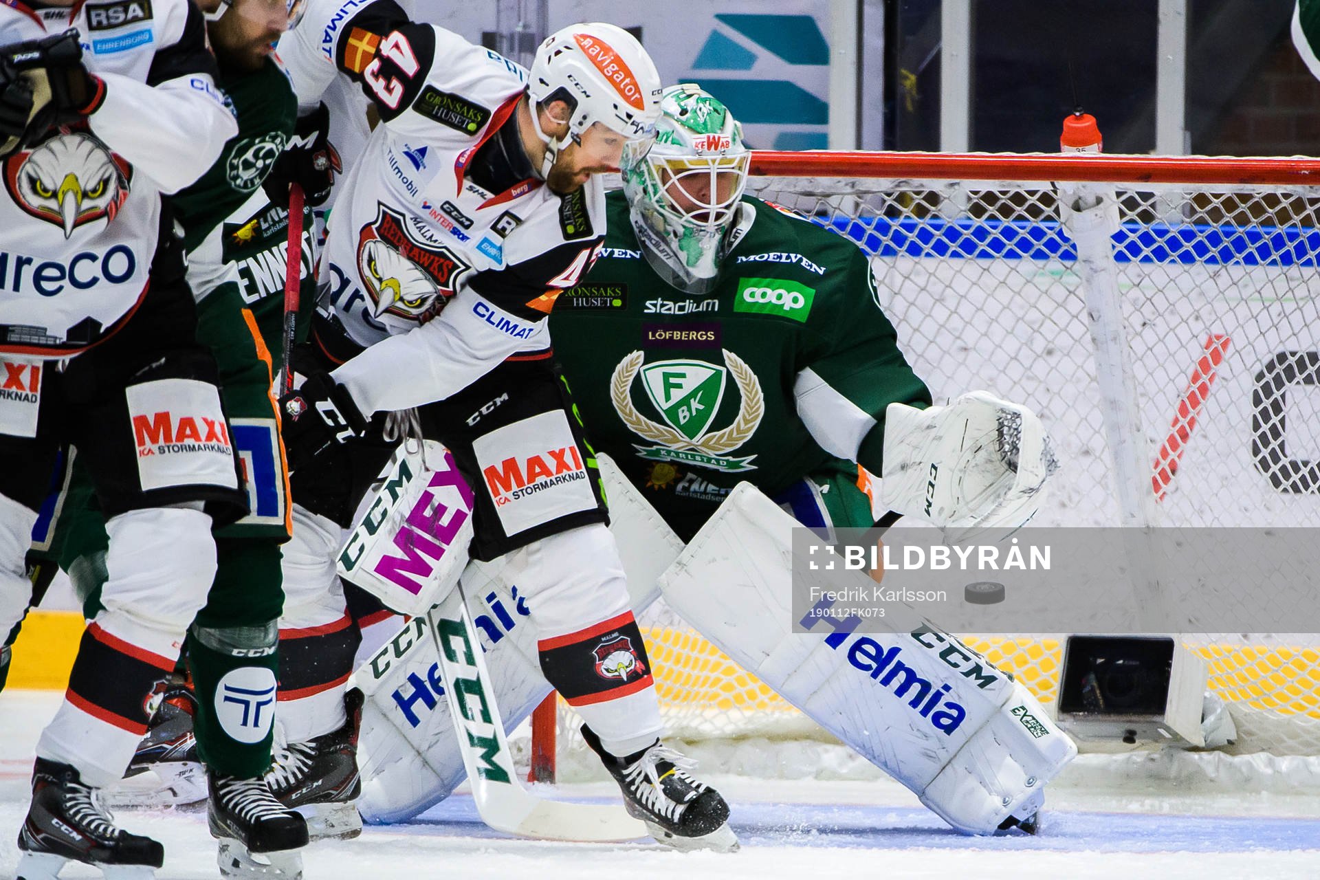 Malmö Redhawks Nichlas Hardt och Färjestads målvakt Adam