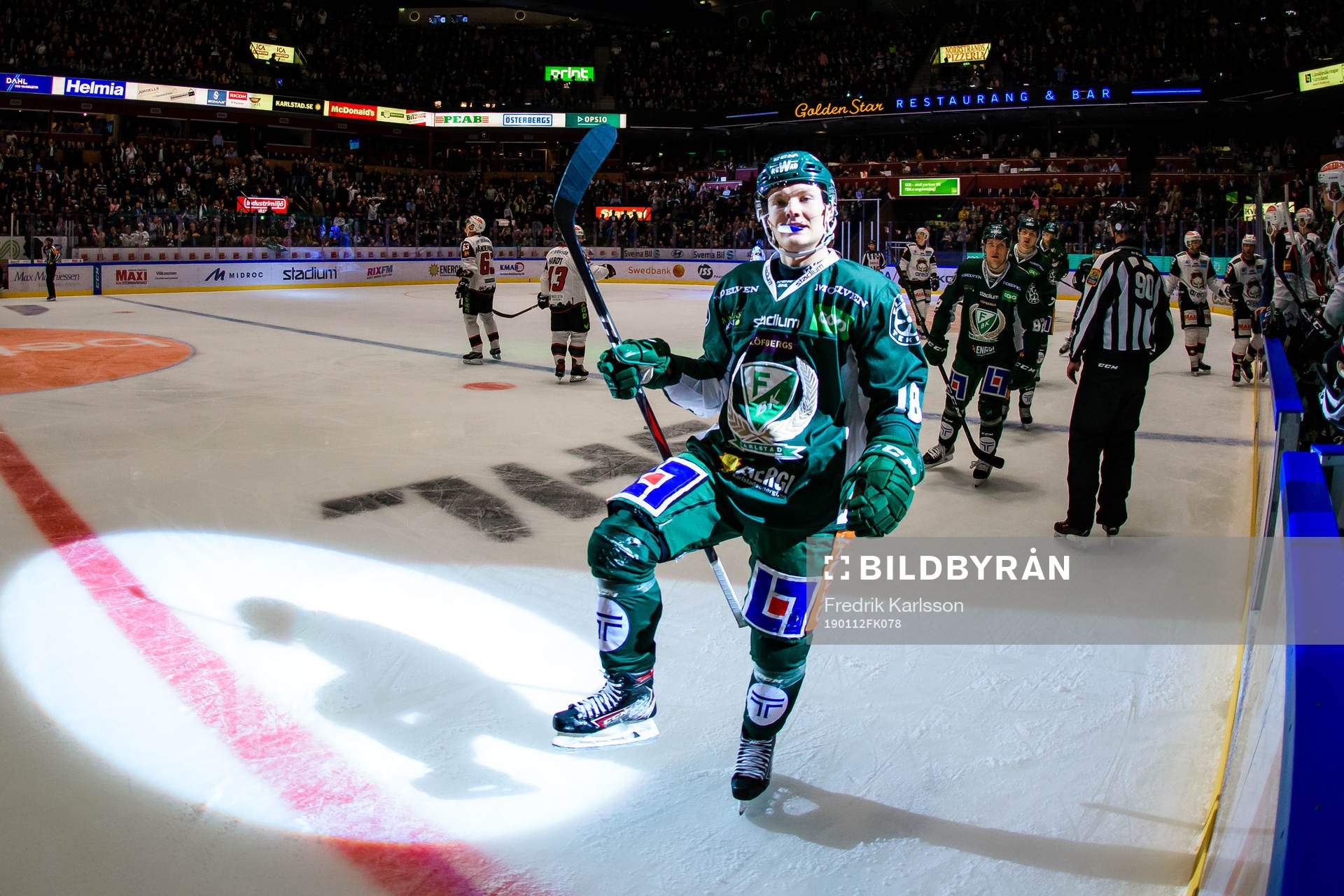 Färjestads Axel Ottosson jublar