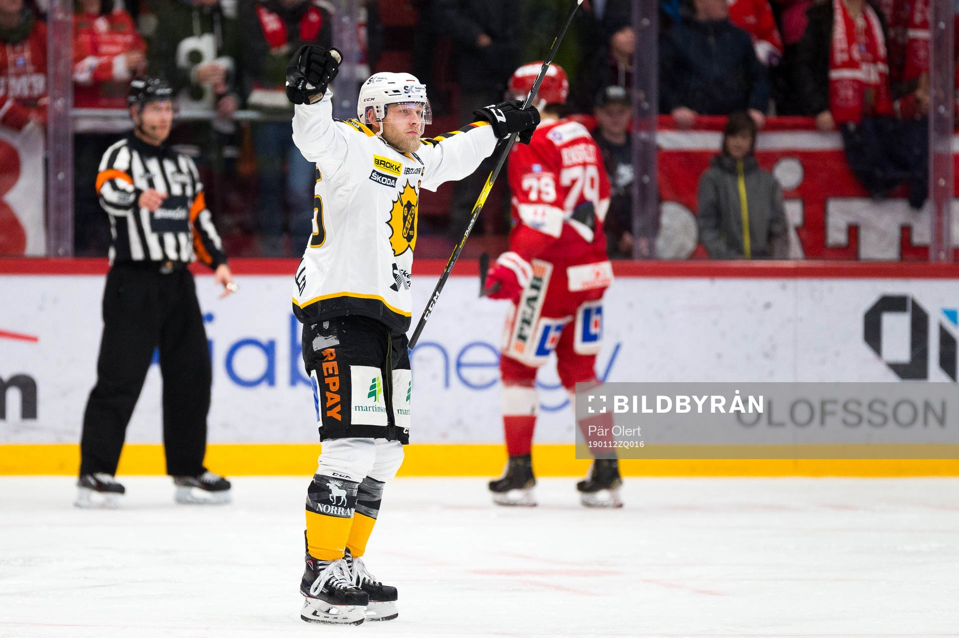 Skellefteås Oscar Möller jublar