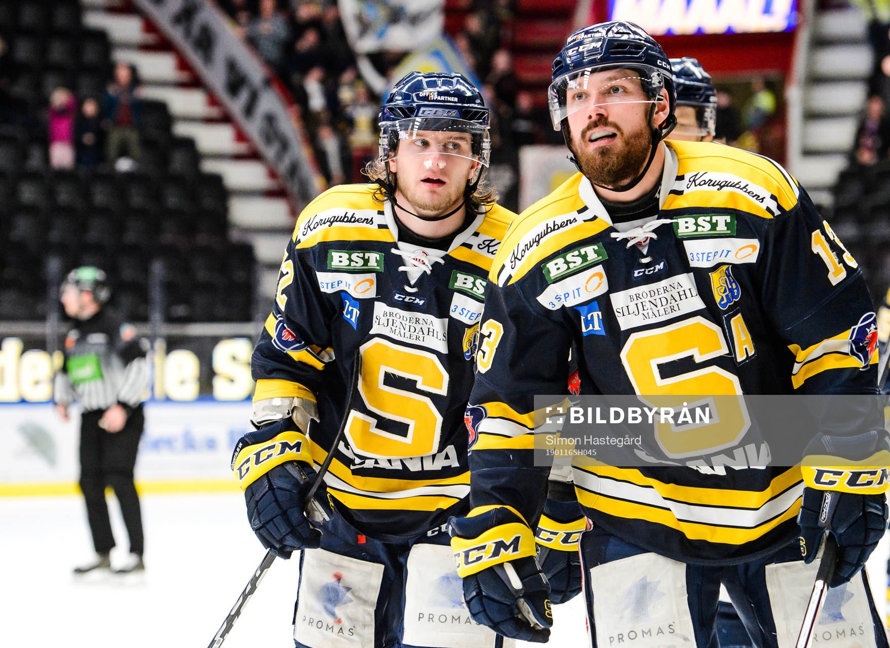 Södertäljes Nicolai Meyer och Mikael Ahlén jublar