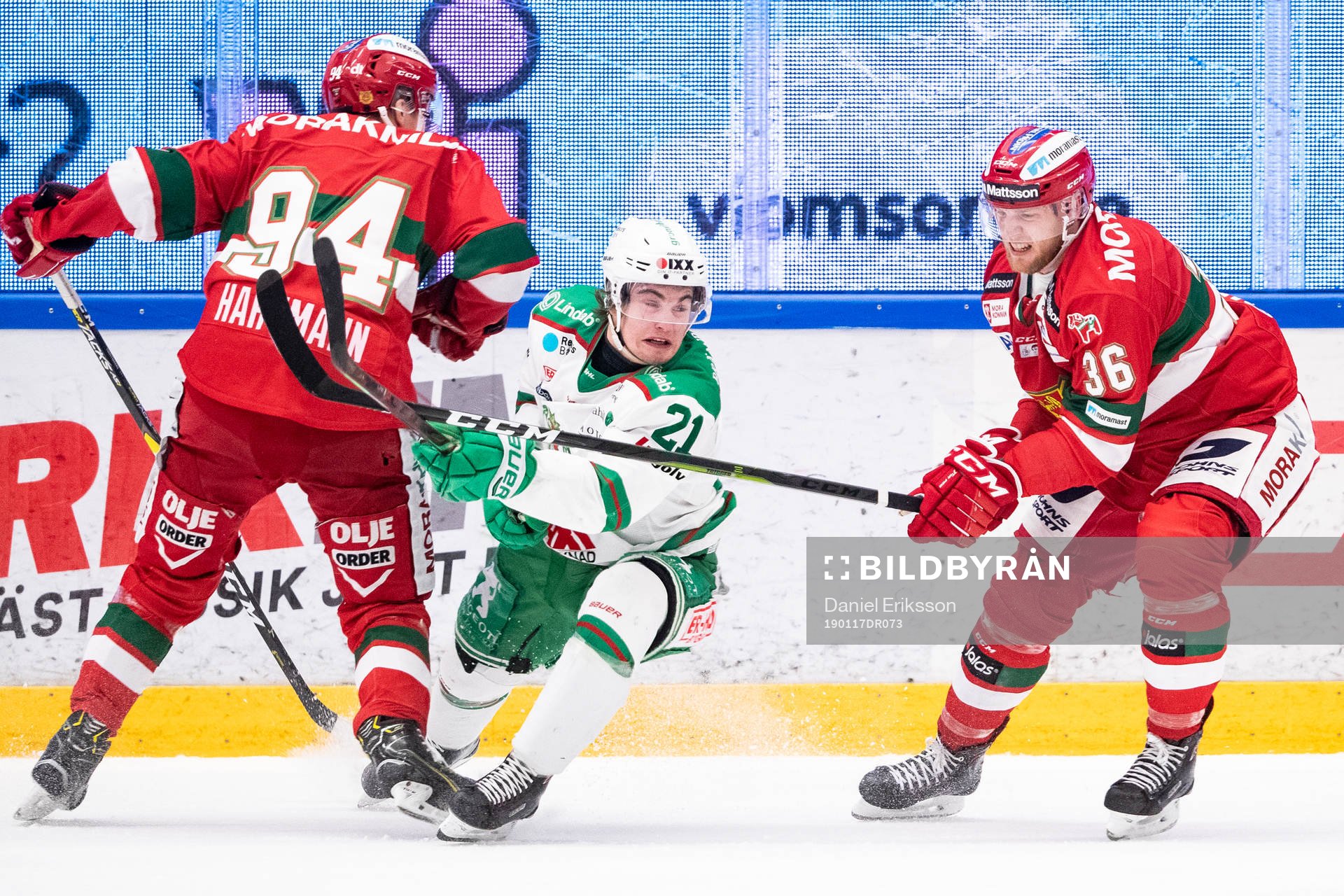 Moras Sebastian Hartmann och Rögles Nils Höglander och