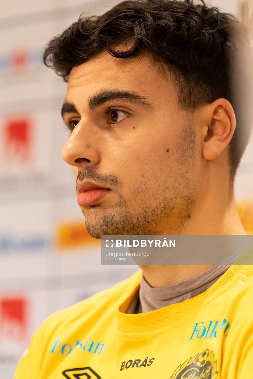 Deniz Hümmet