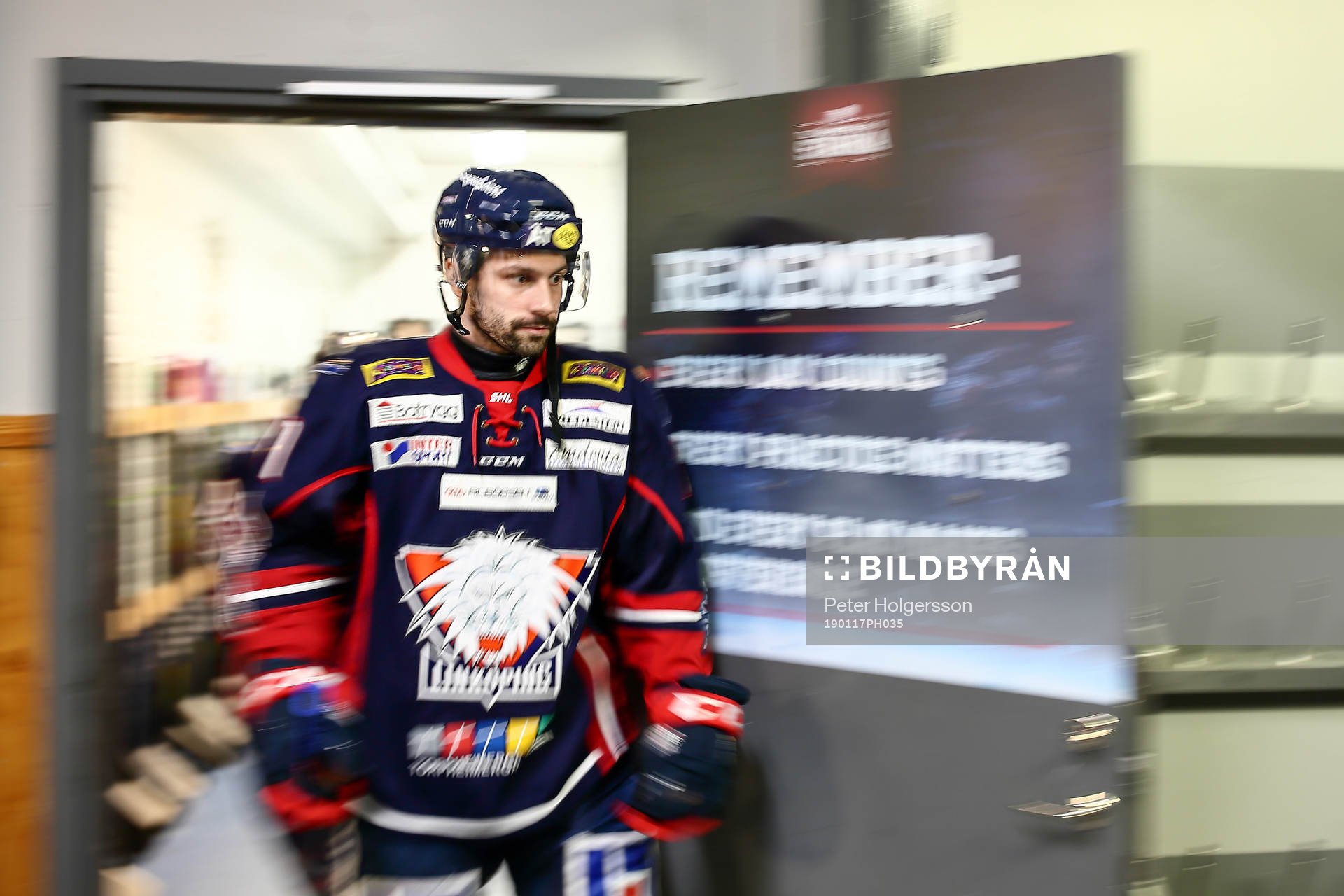 Linköpings Daniel Olsson-Trkulja före ishockeymatchen i