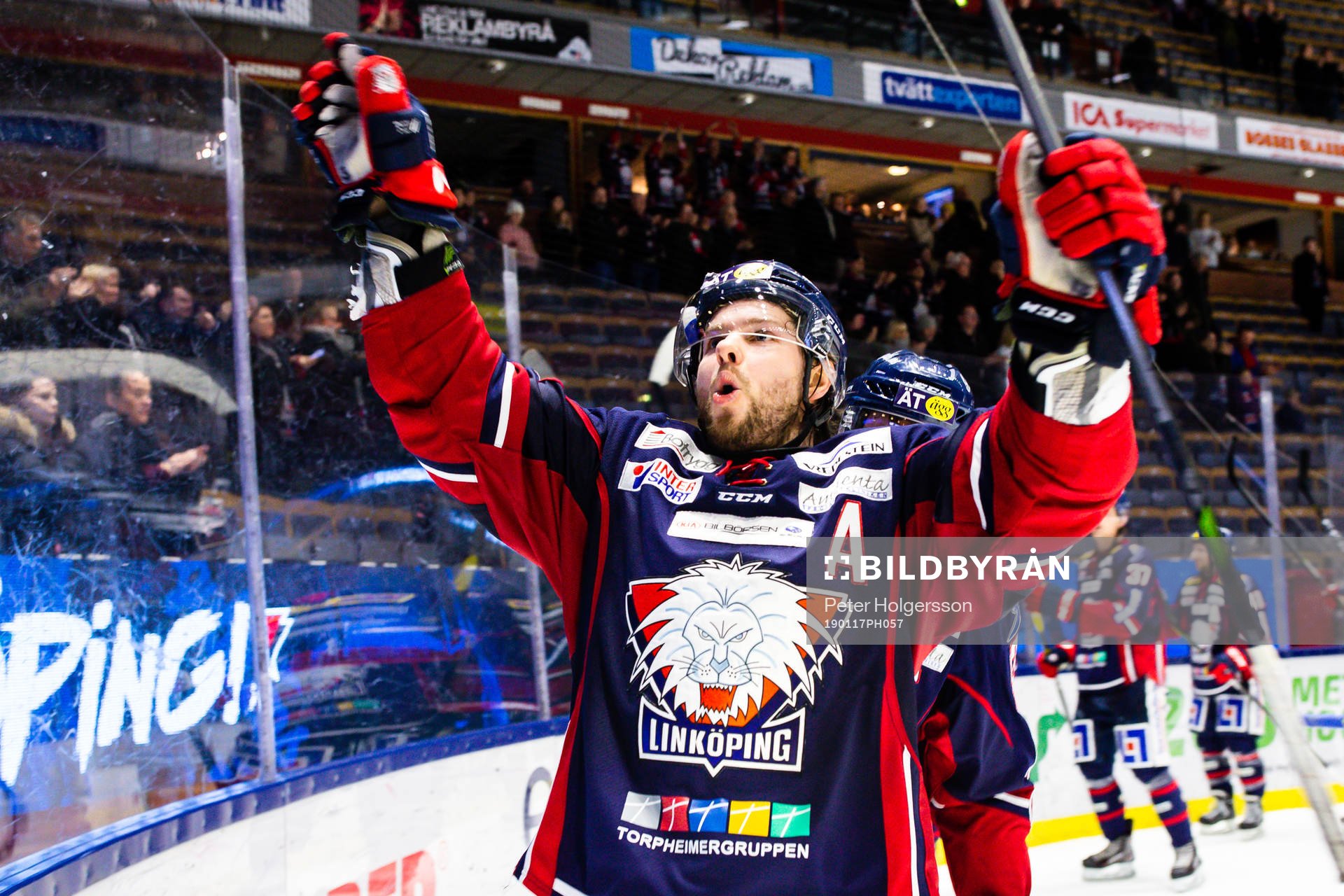 Linköpings Andrew Gordon jublar