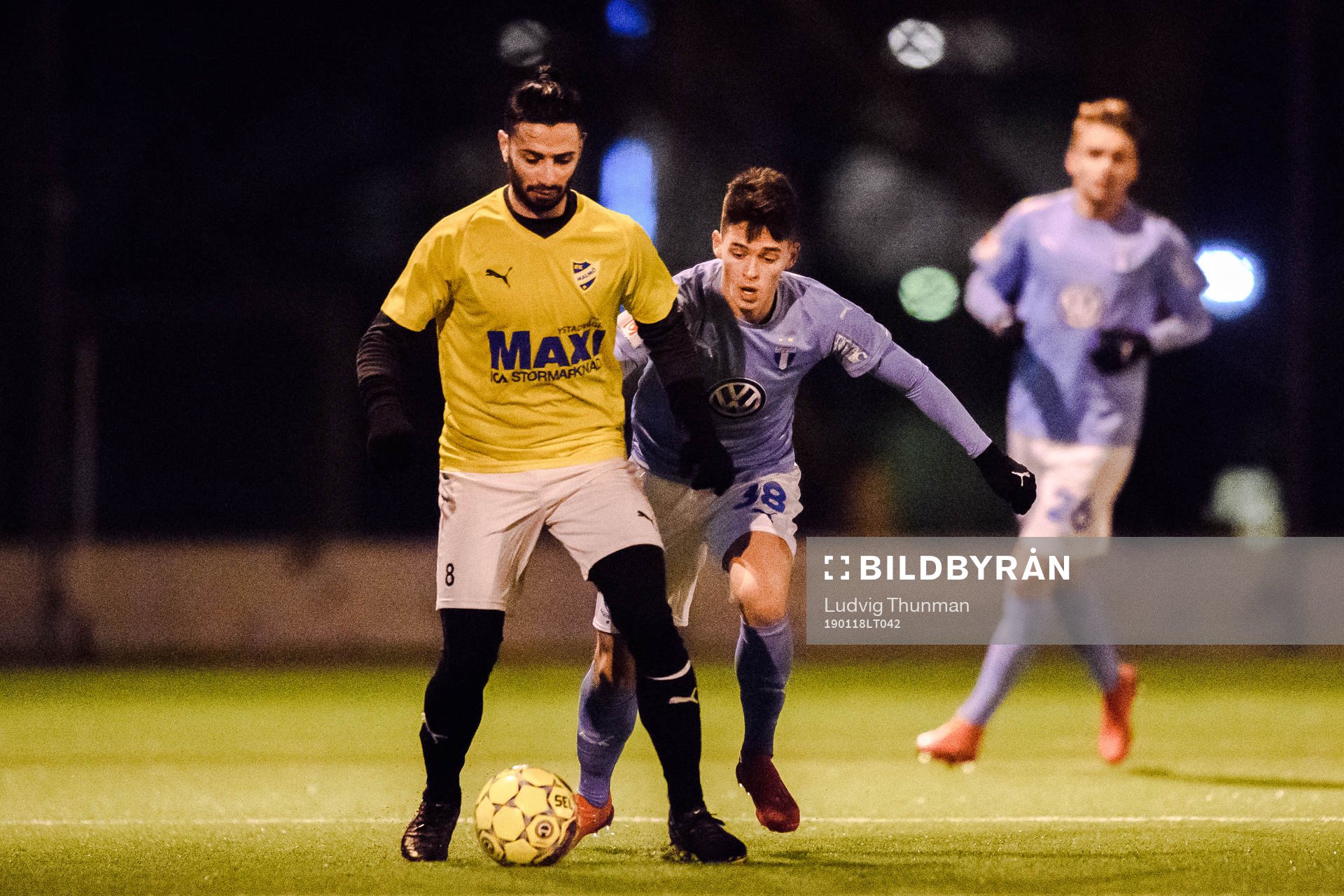 IFK Malmös Raslan Al Kurdi och Malmö FFs Laorent Shabani