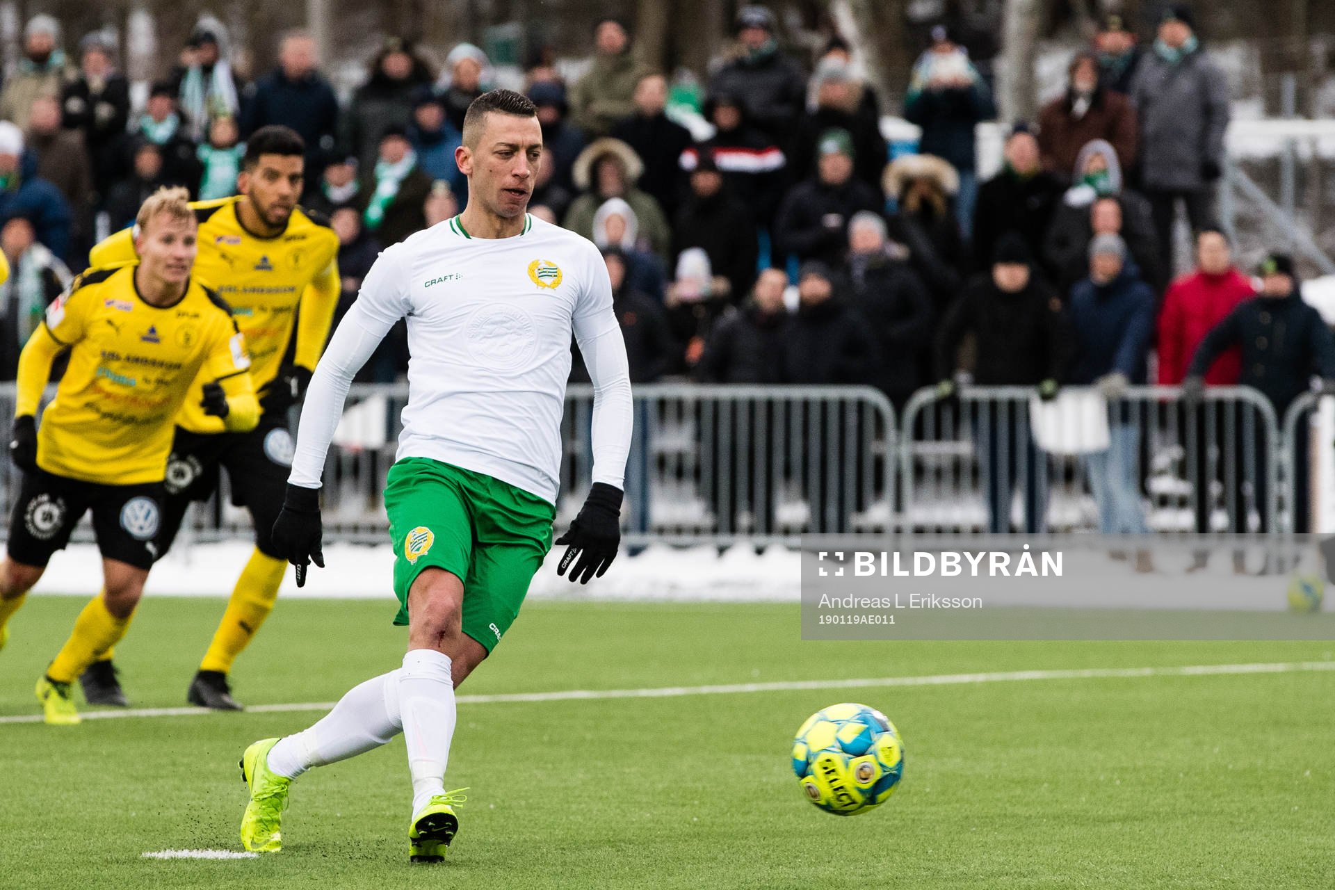 Hammarbys Nikola Djurdjic slår en straff