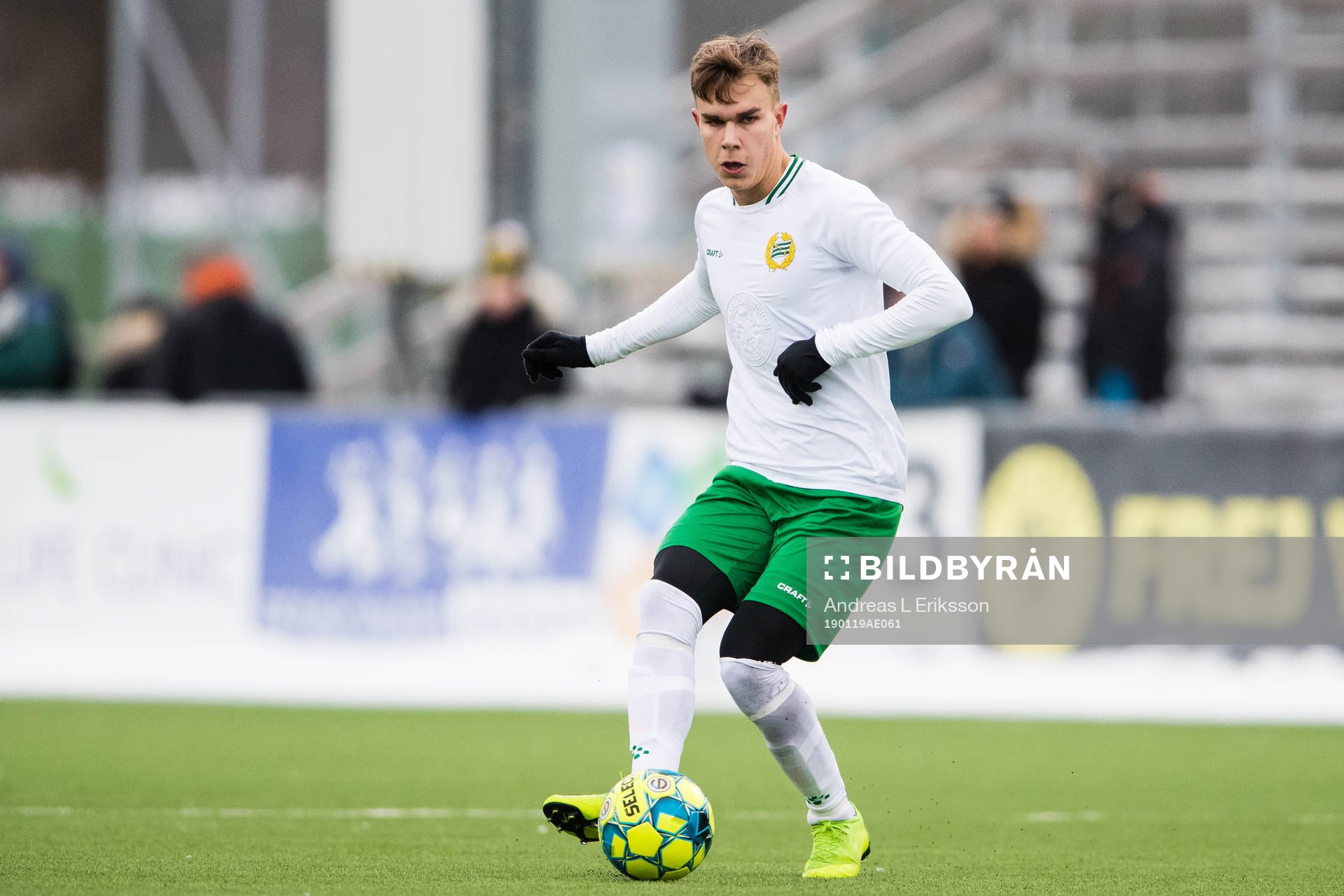 Hammarbys Dusan Jajic med bollen