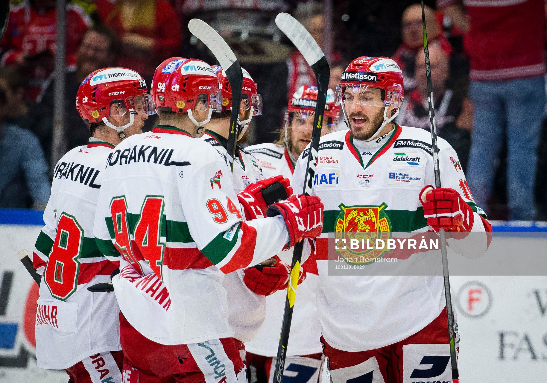 Moras John Persson gör 0-1 och jublar med Sebastian