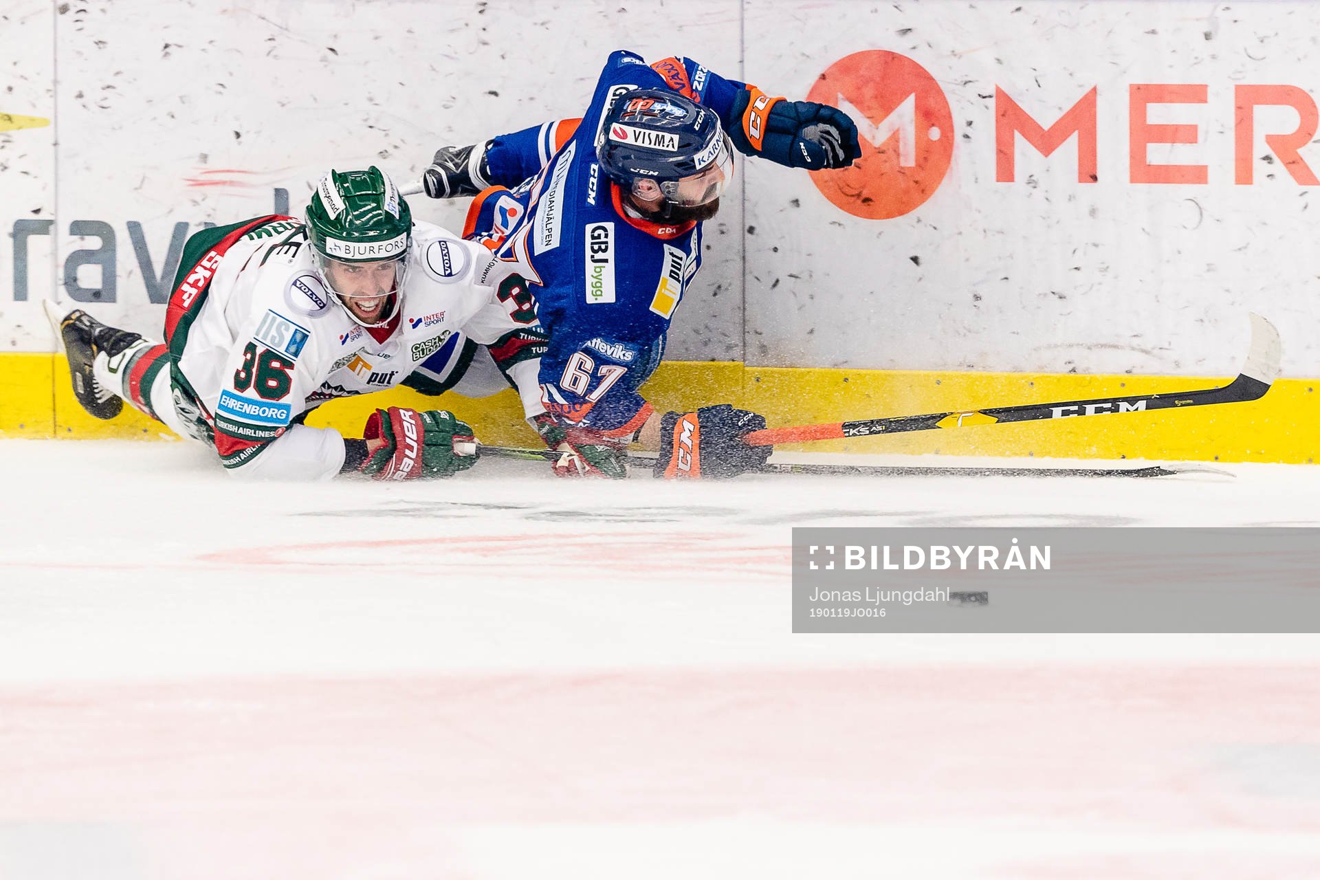 Frölunda Brandon Gormley faller