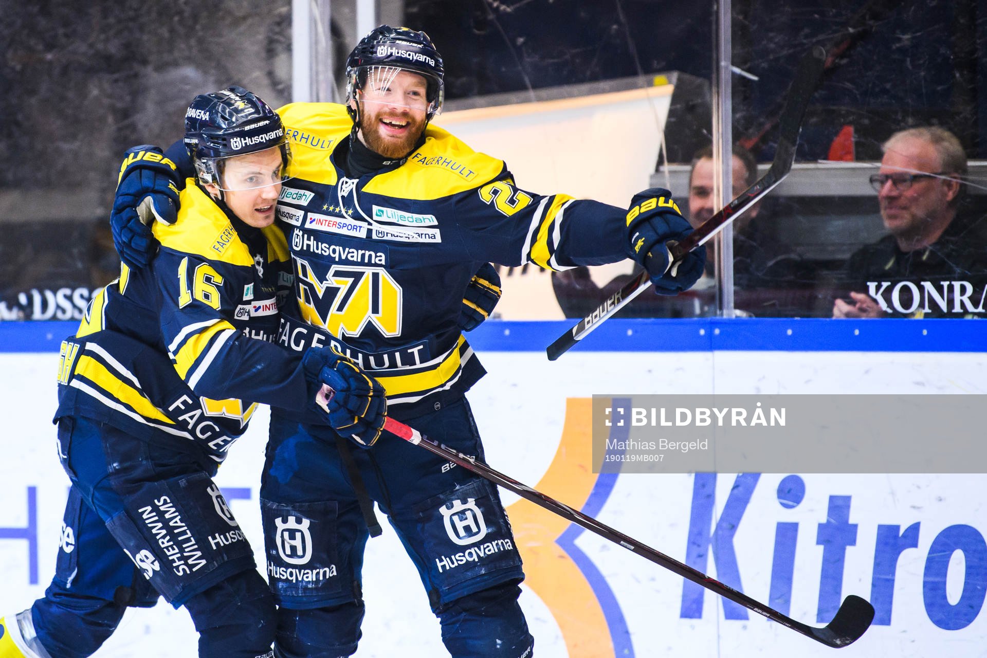 s Markus Ljungh och Robin Figren jublar