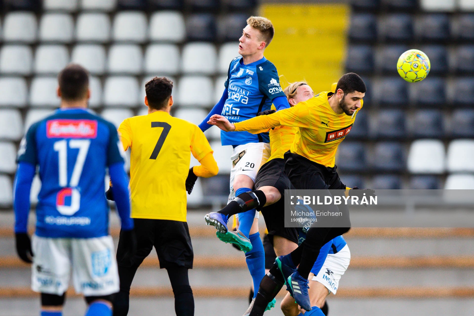 Häckens Aiham Ousou och Norrbys Hugo Svensson