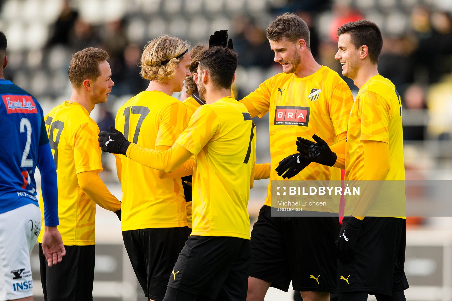 Häckens Johan Hammar jublar med lagkamrater efter 1-0 under träningsmatchen i fotboll mellan Häcken och Norrby 19 januari 2019 i Göteborg.