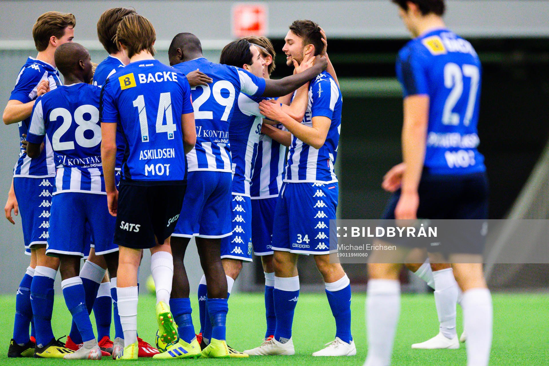 IFK Göteborgs Måns Saebbö jublar med lagkamrater