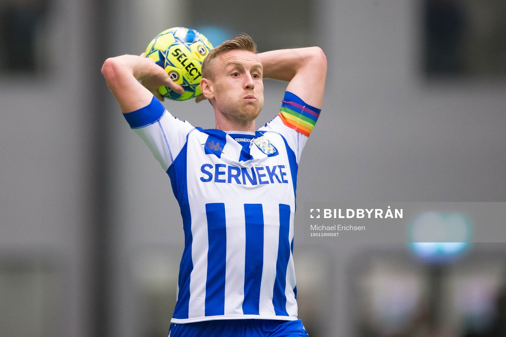 IFK Göteborgs Sebastian Ohlsson kastar ett inkast