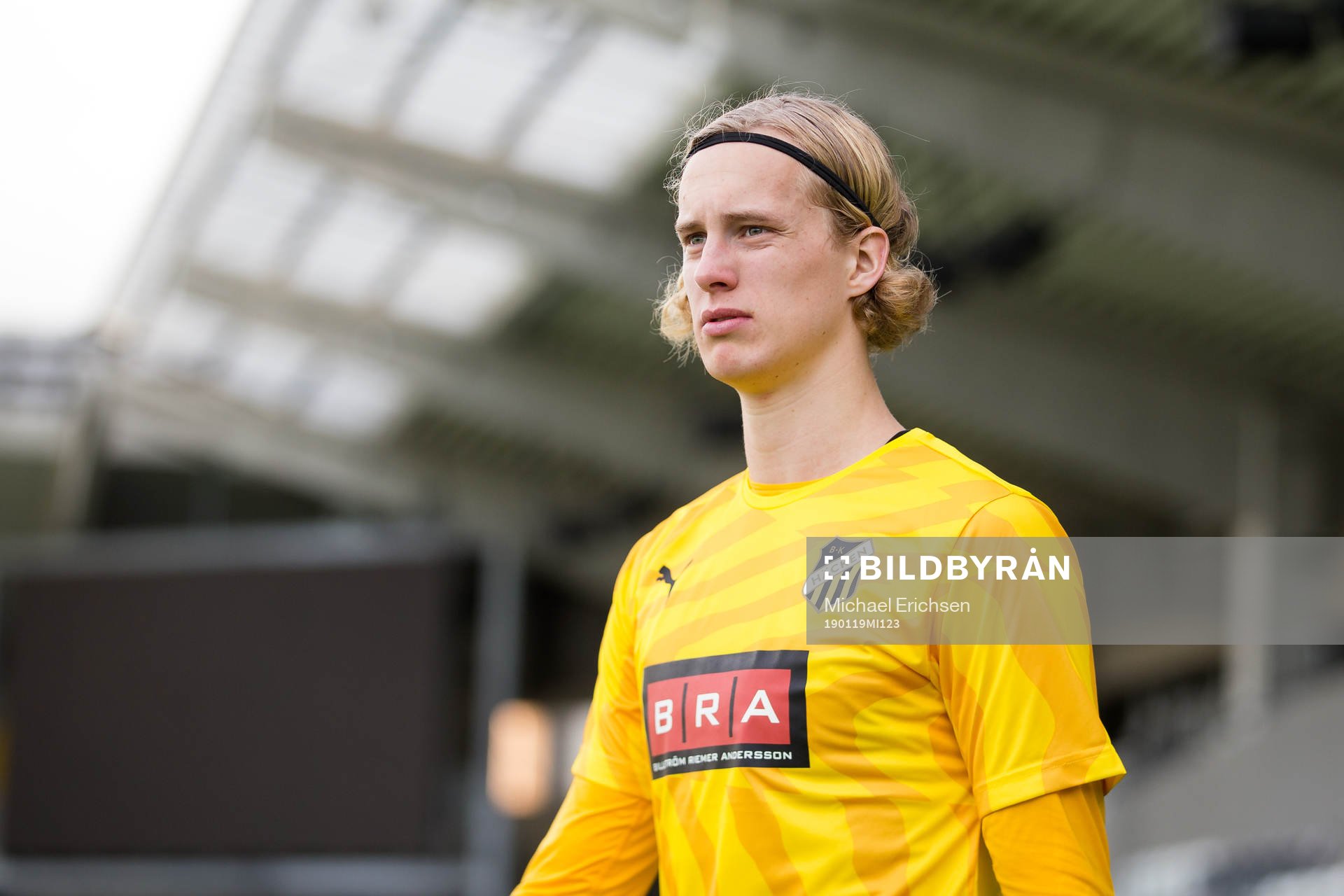 Häckens Gustav Berggren innan  träningsmatchen i fotboll